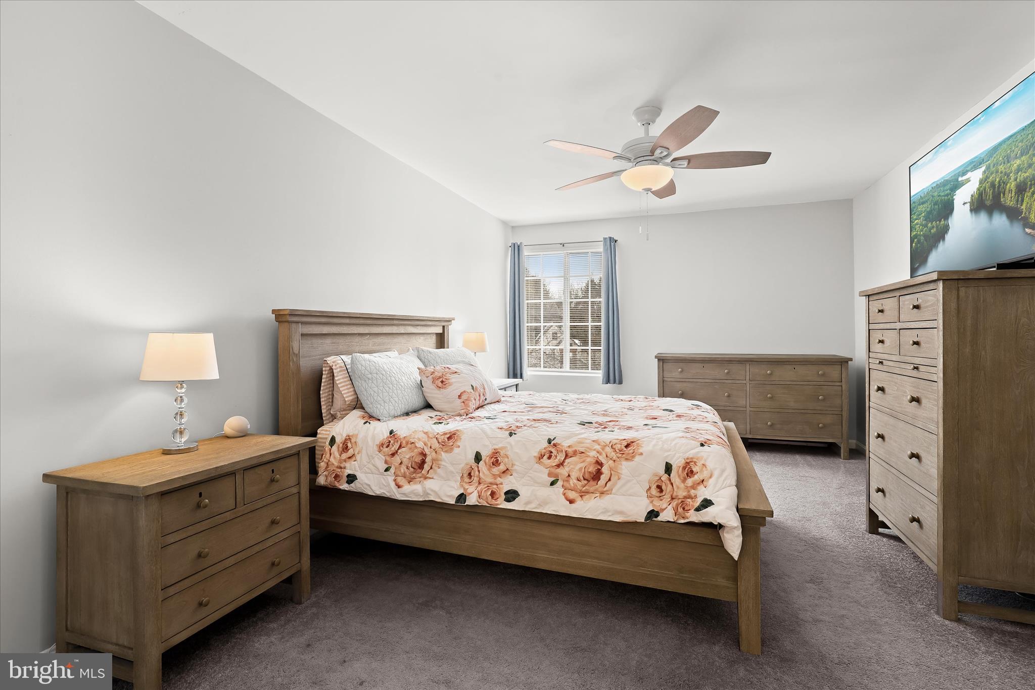 4904 COLUMBIA ROAD 3-129