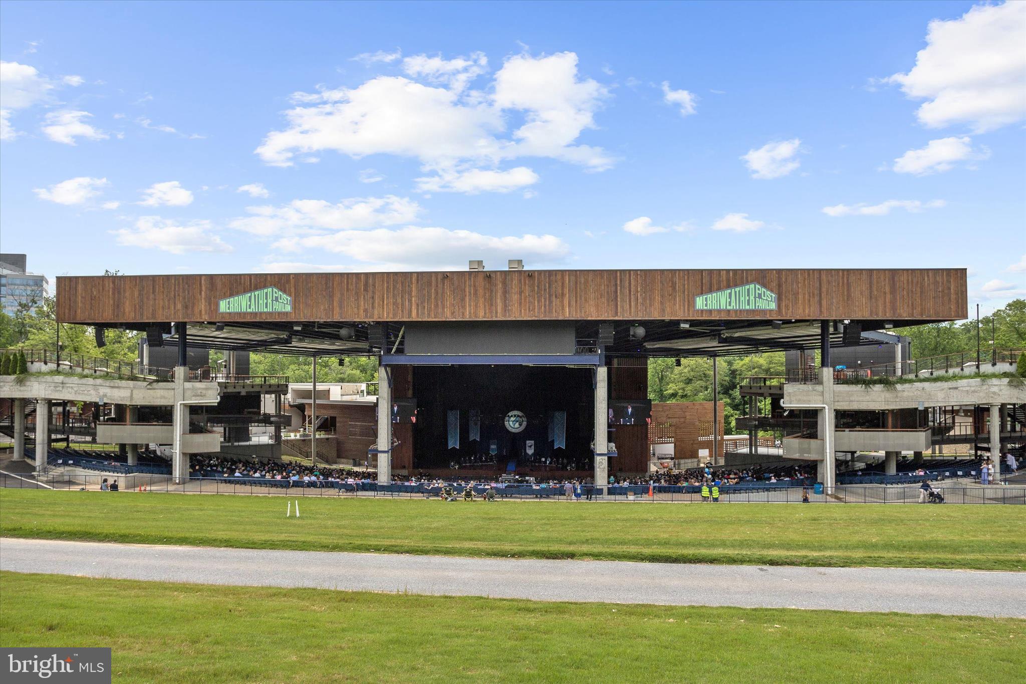 HEATHERFIELD CONDOS - Residential