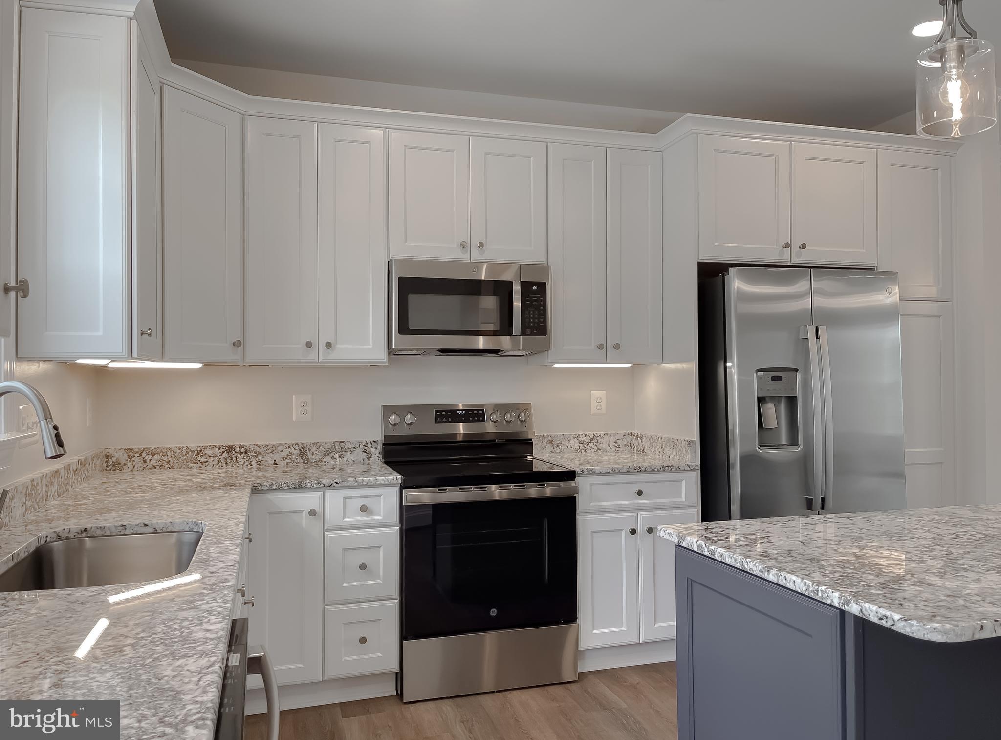 MEADOWS AT TOWN RUN II - Residential