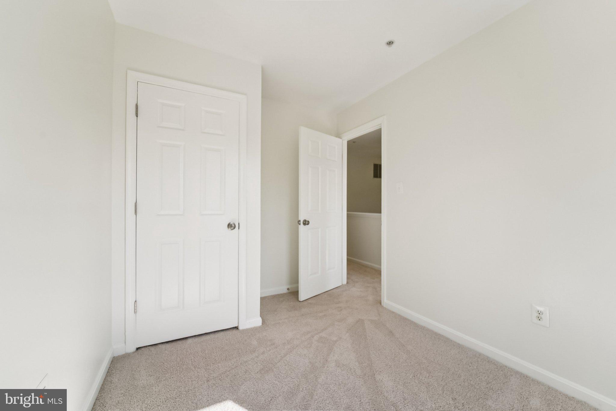 CROFTON FARMS - Residential