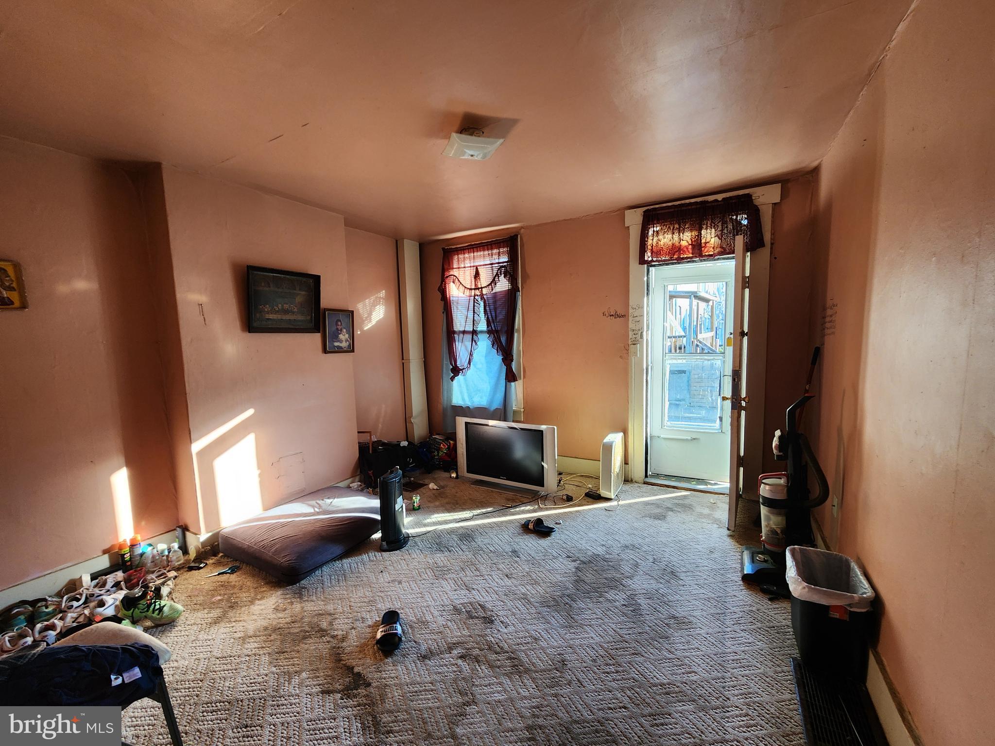 SHIPLEY HILL - Residential