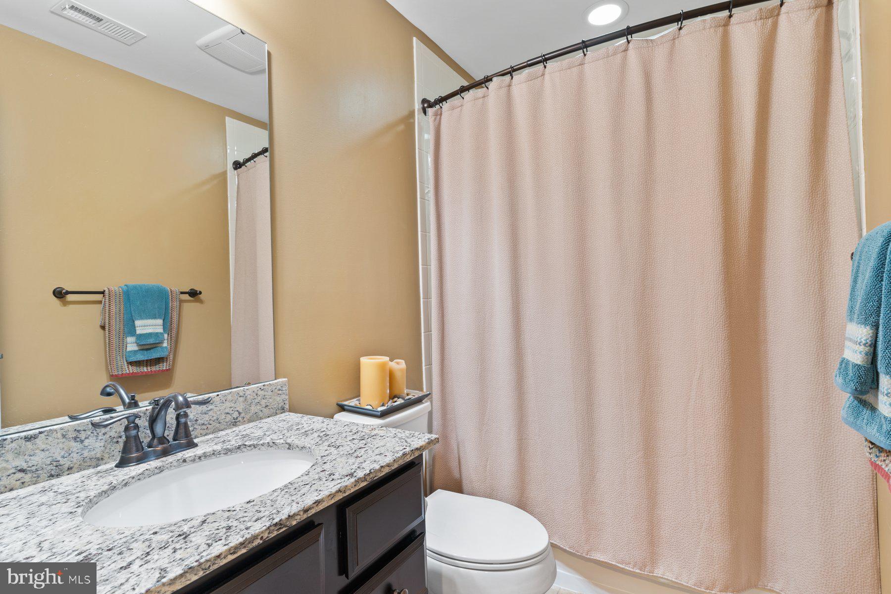 LINDEN GROVE - Residential