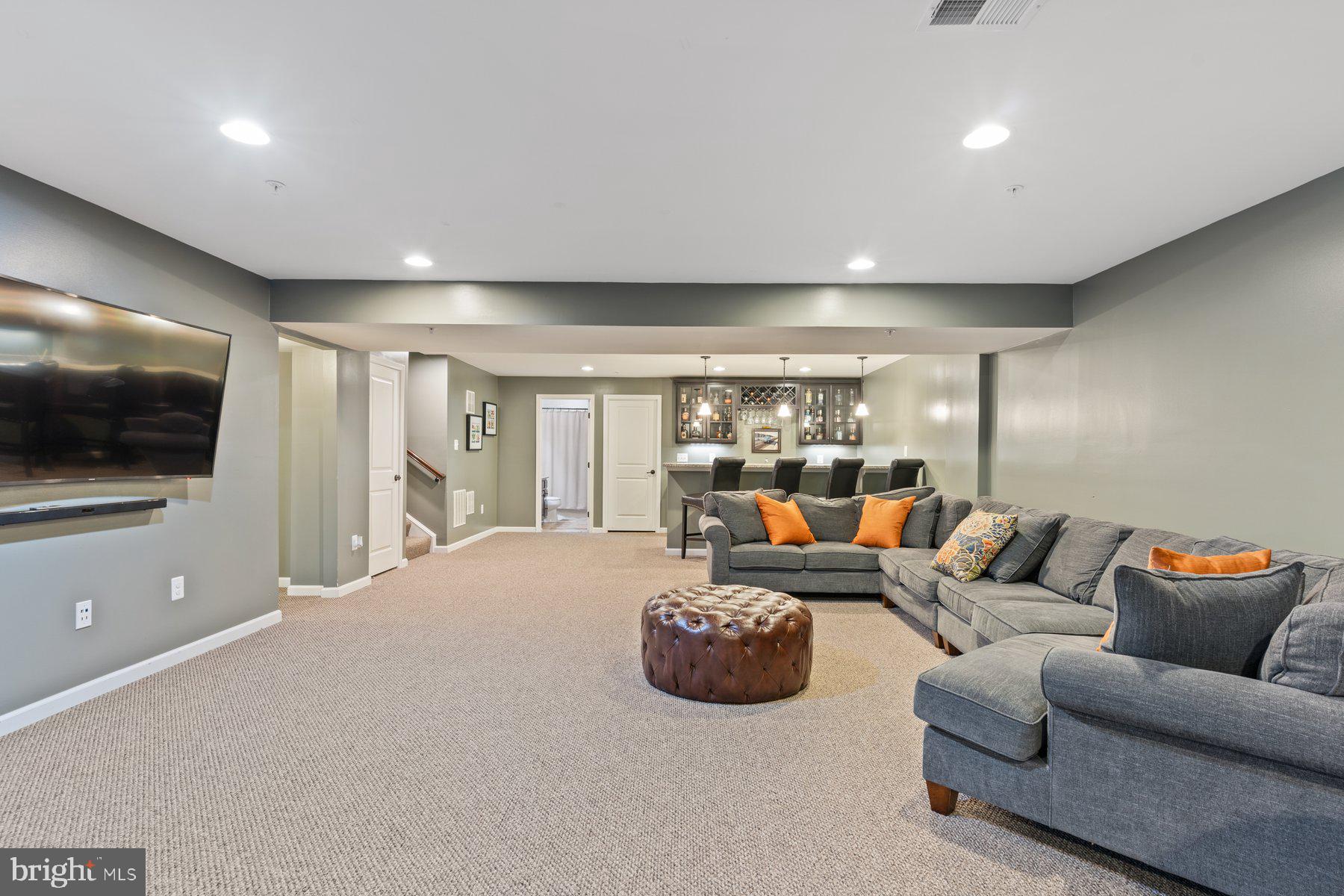 LINDEN GROVE - Residential