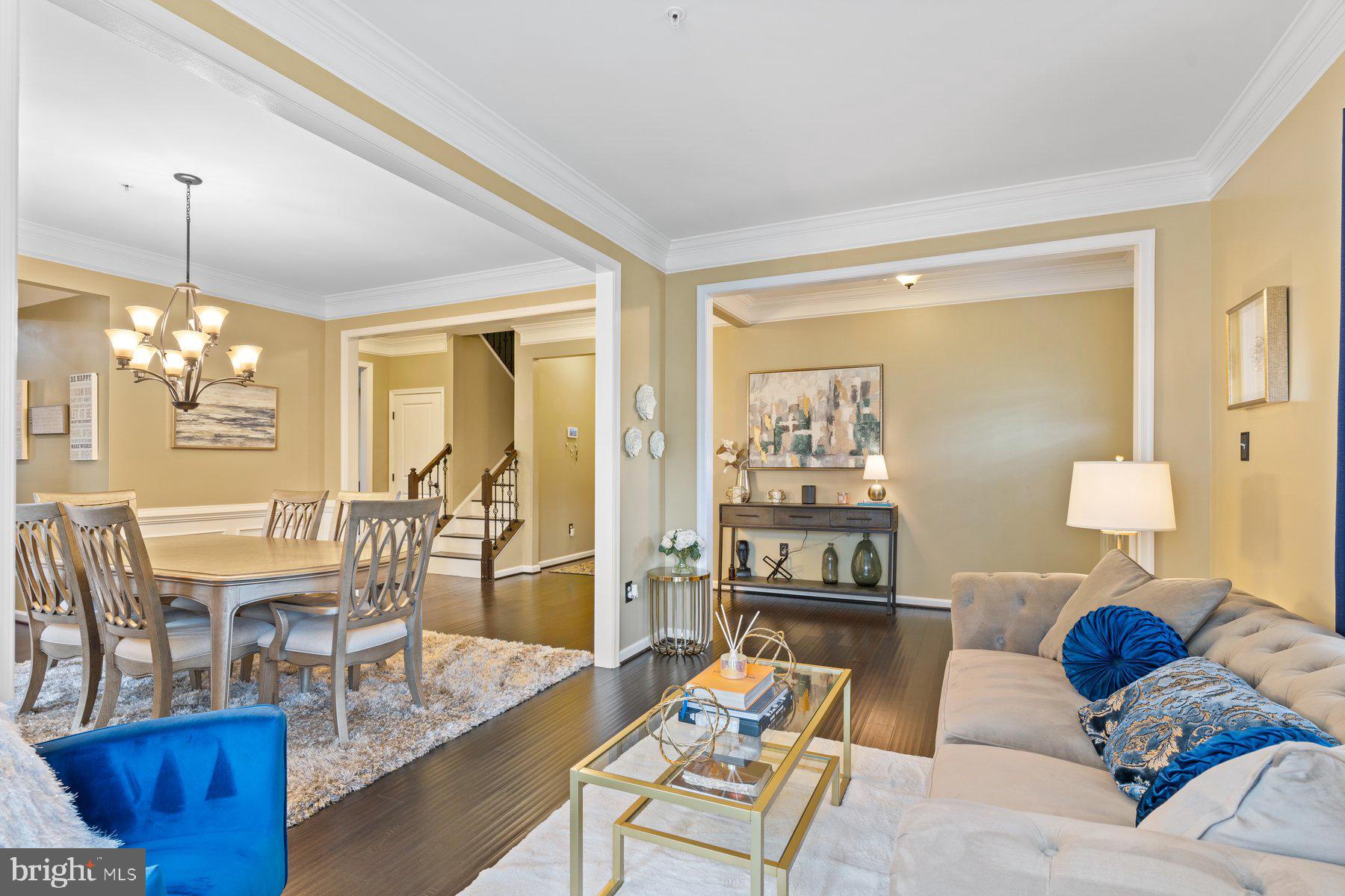 LINDEN GROVE - Residential