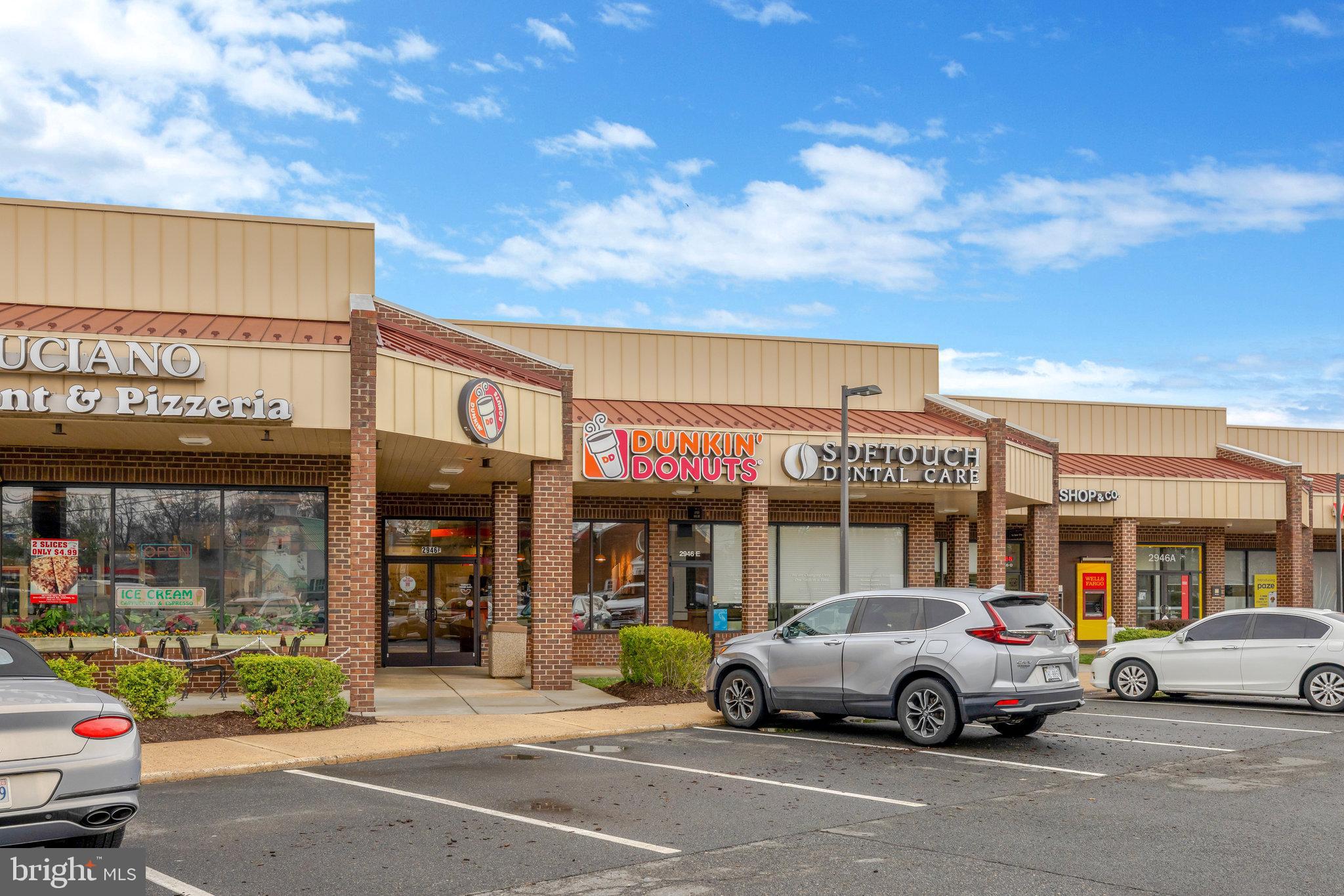 ENGLISH OAKS - Residential