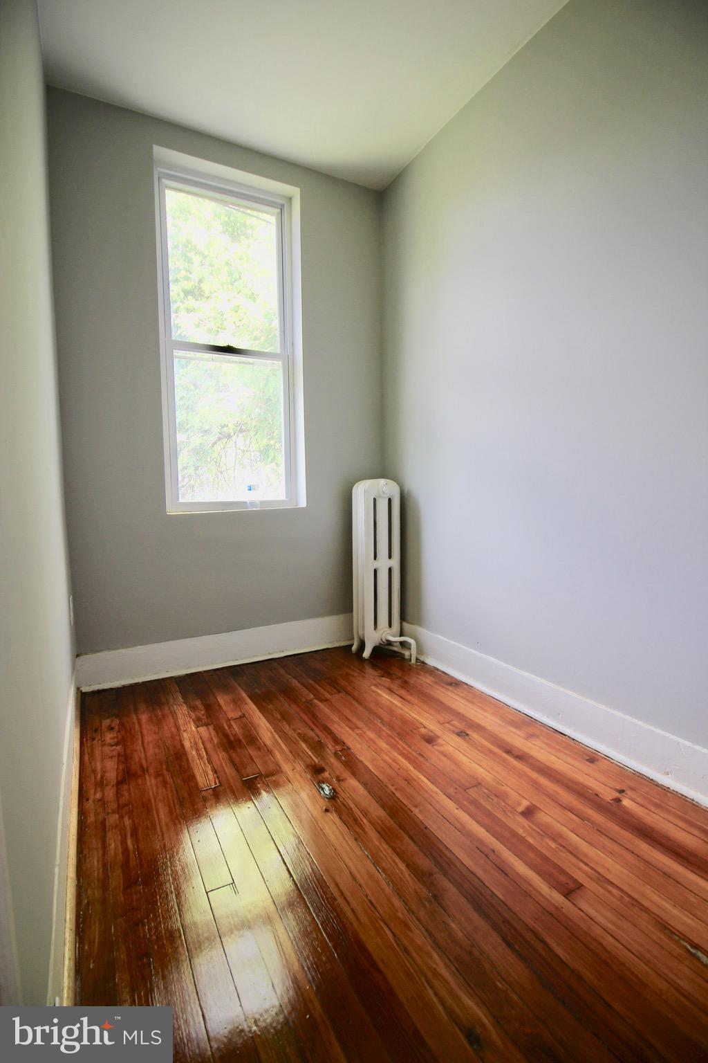 WEST OAK LANE - Residential