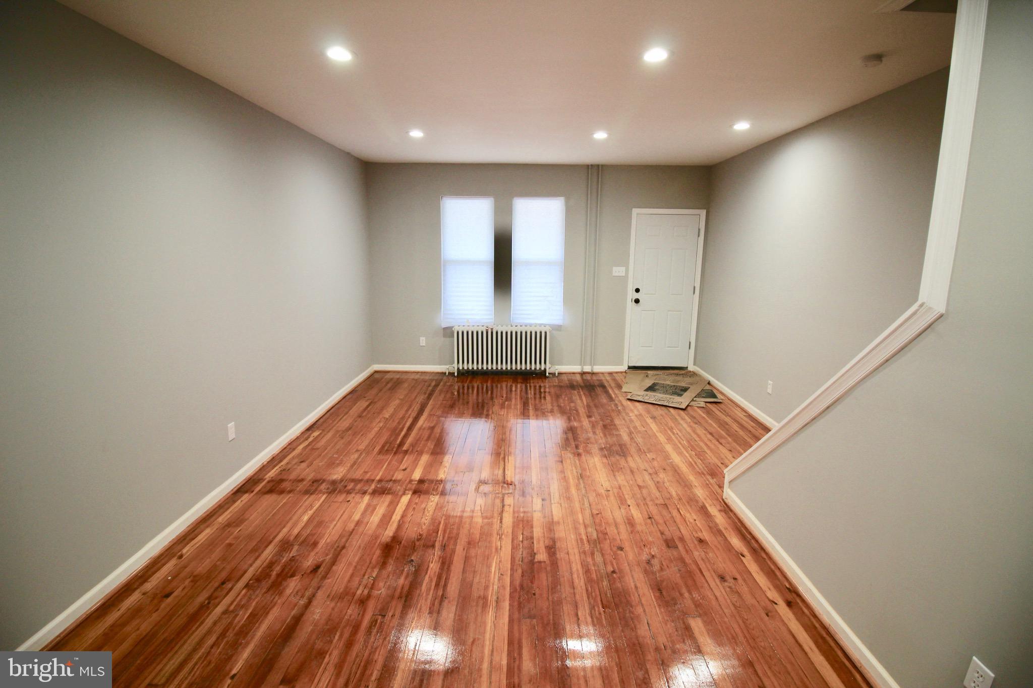 WEST OAK LANE - Residential