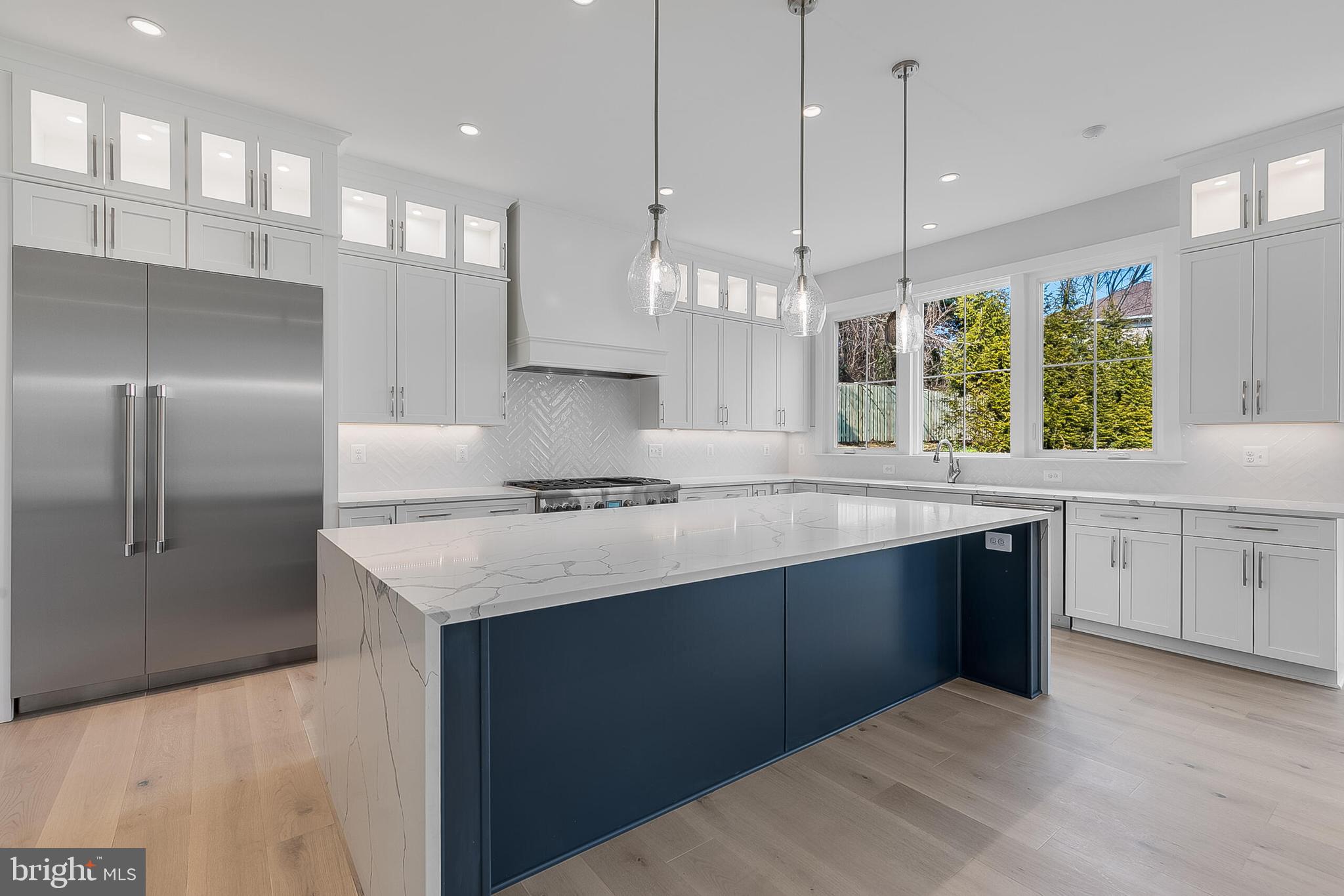 CRESCENT HILLS - Residential Lease