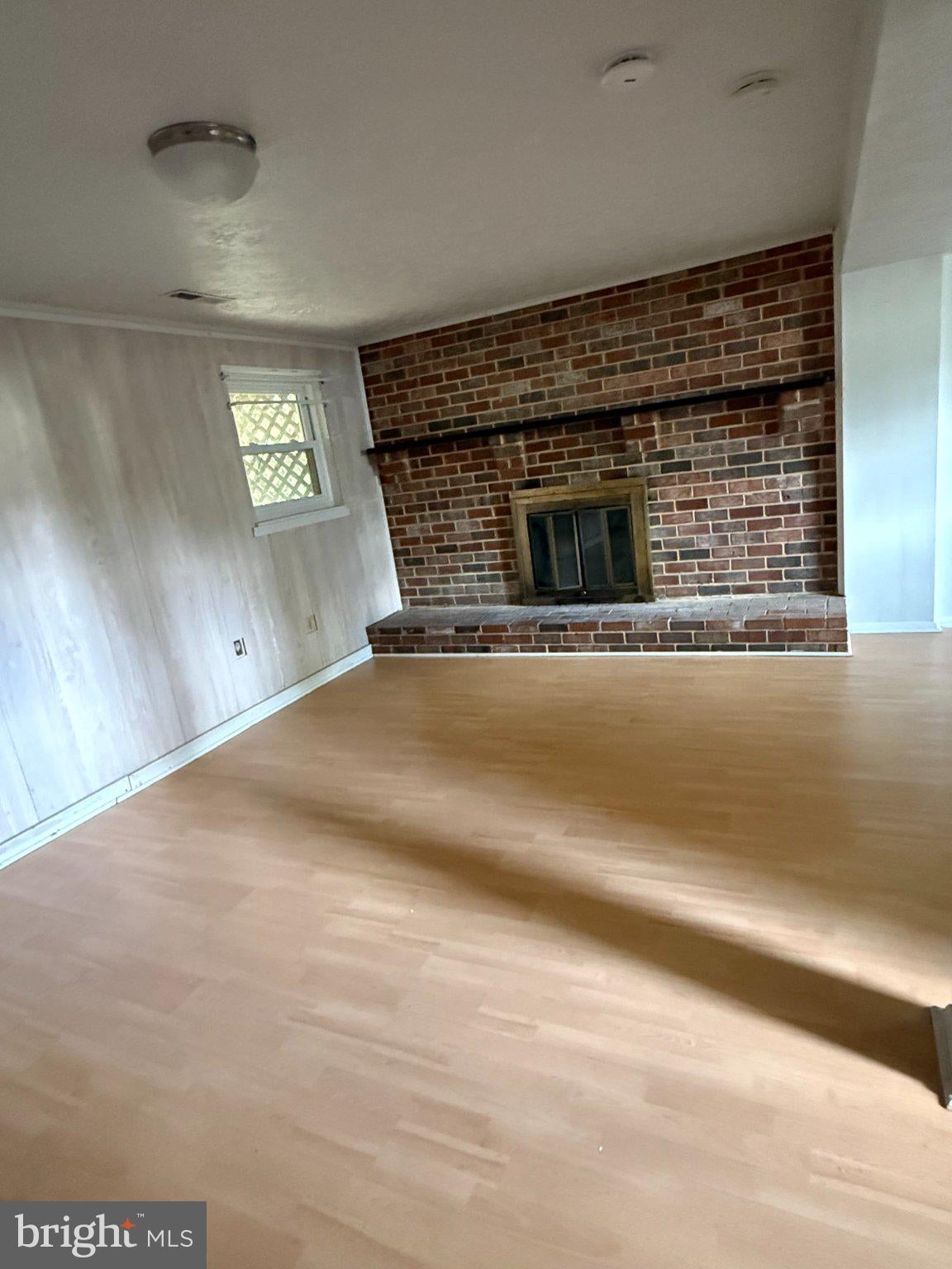 1010 JULIAN PLACE