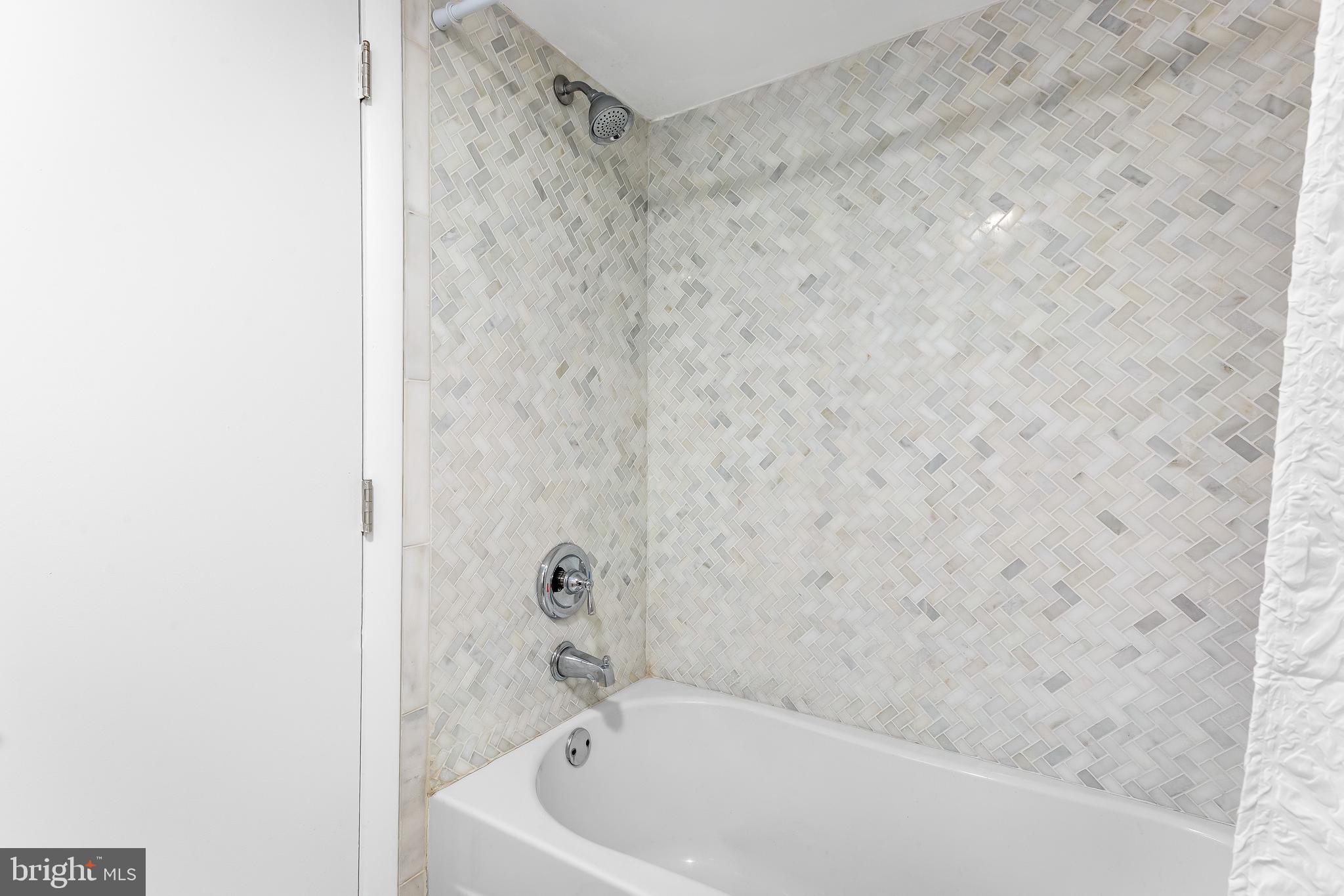 STONELEIGH - Residential