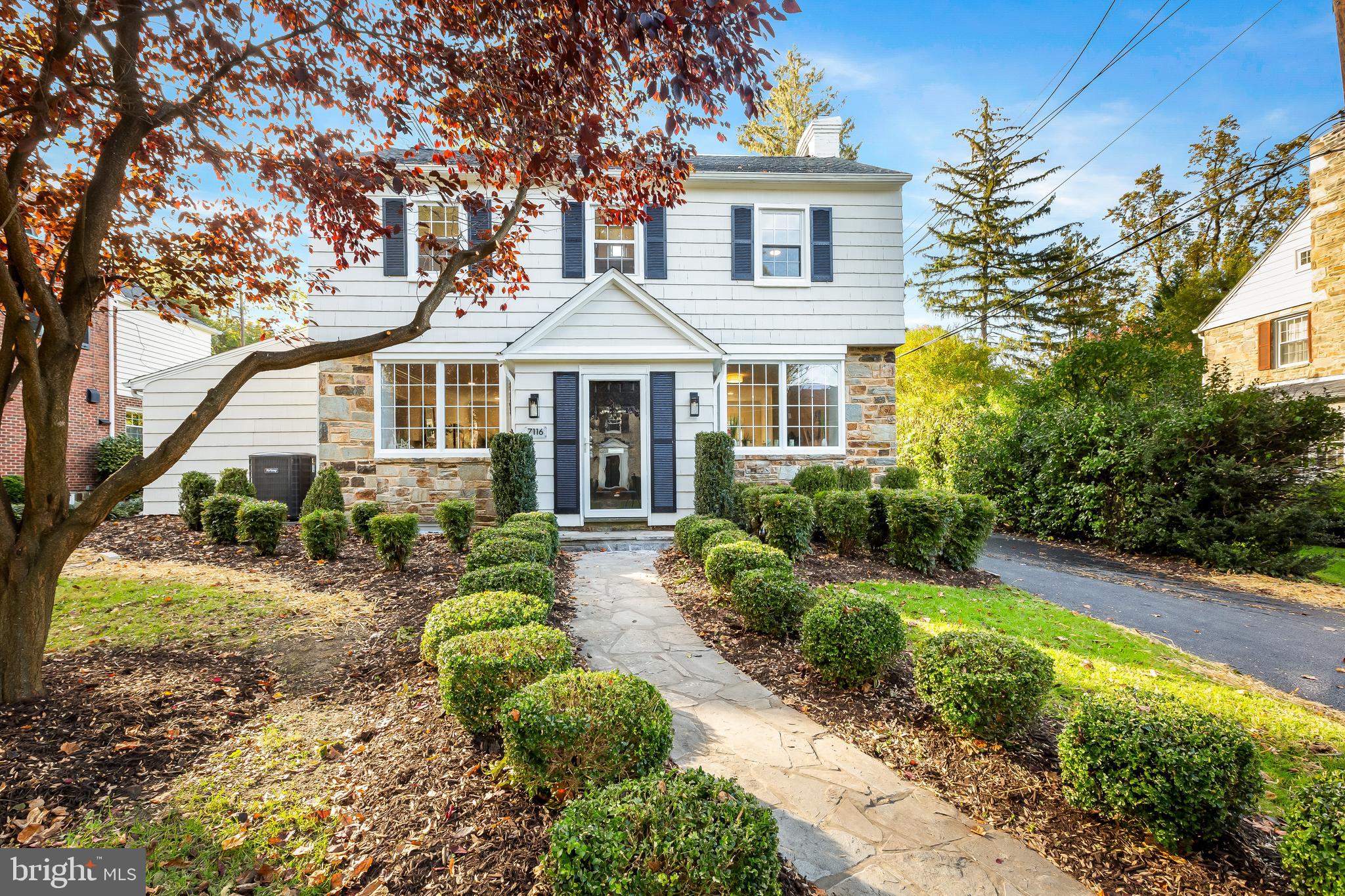 STONELEIGH - Residential