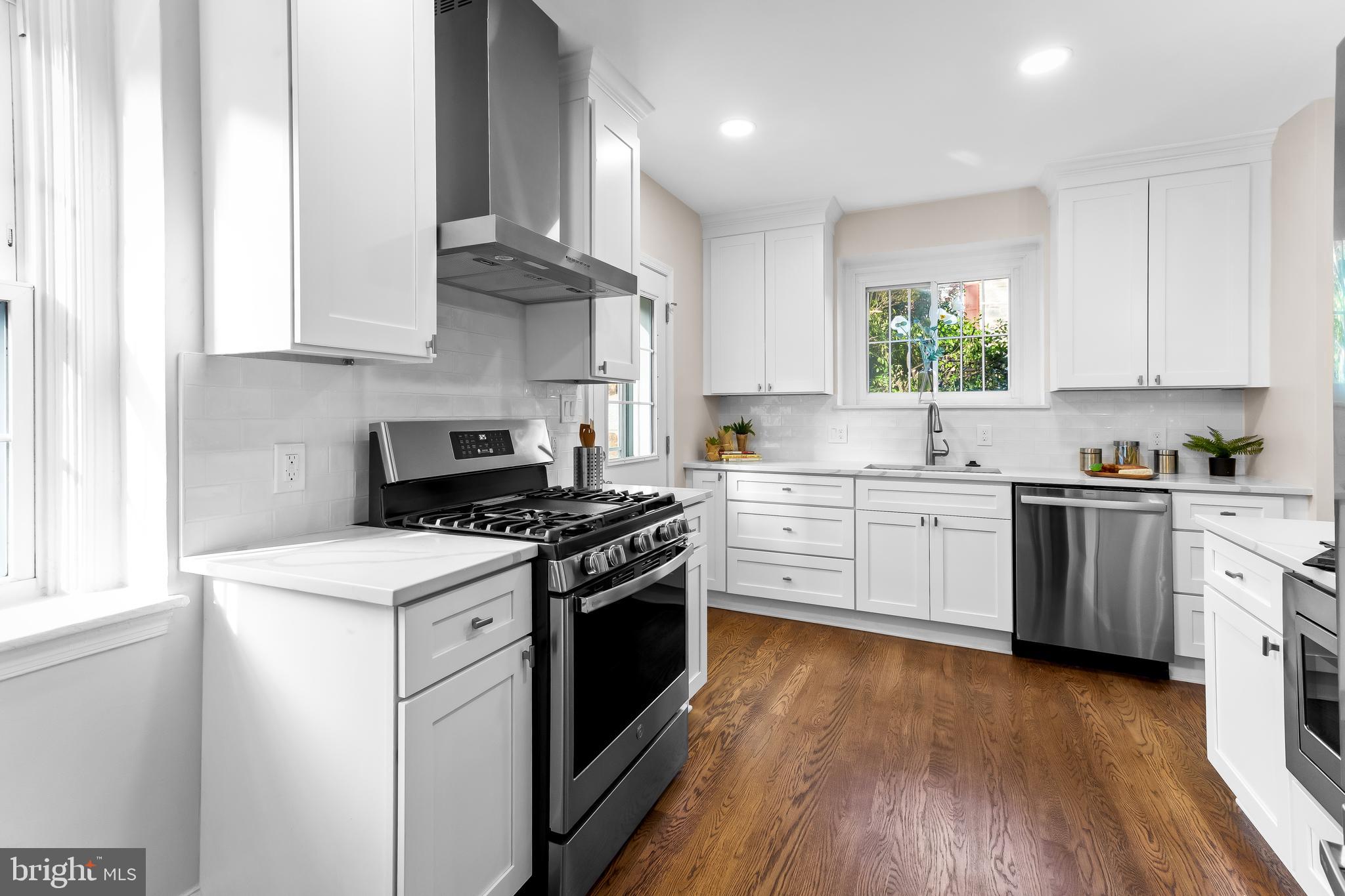 STONELEIGH - Residential