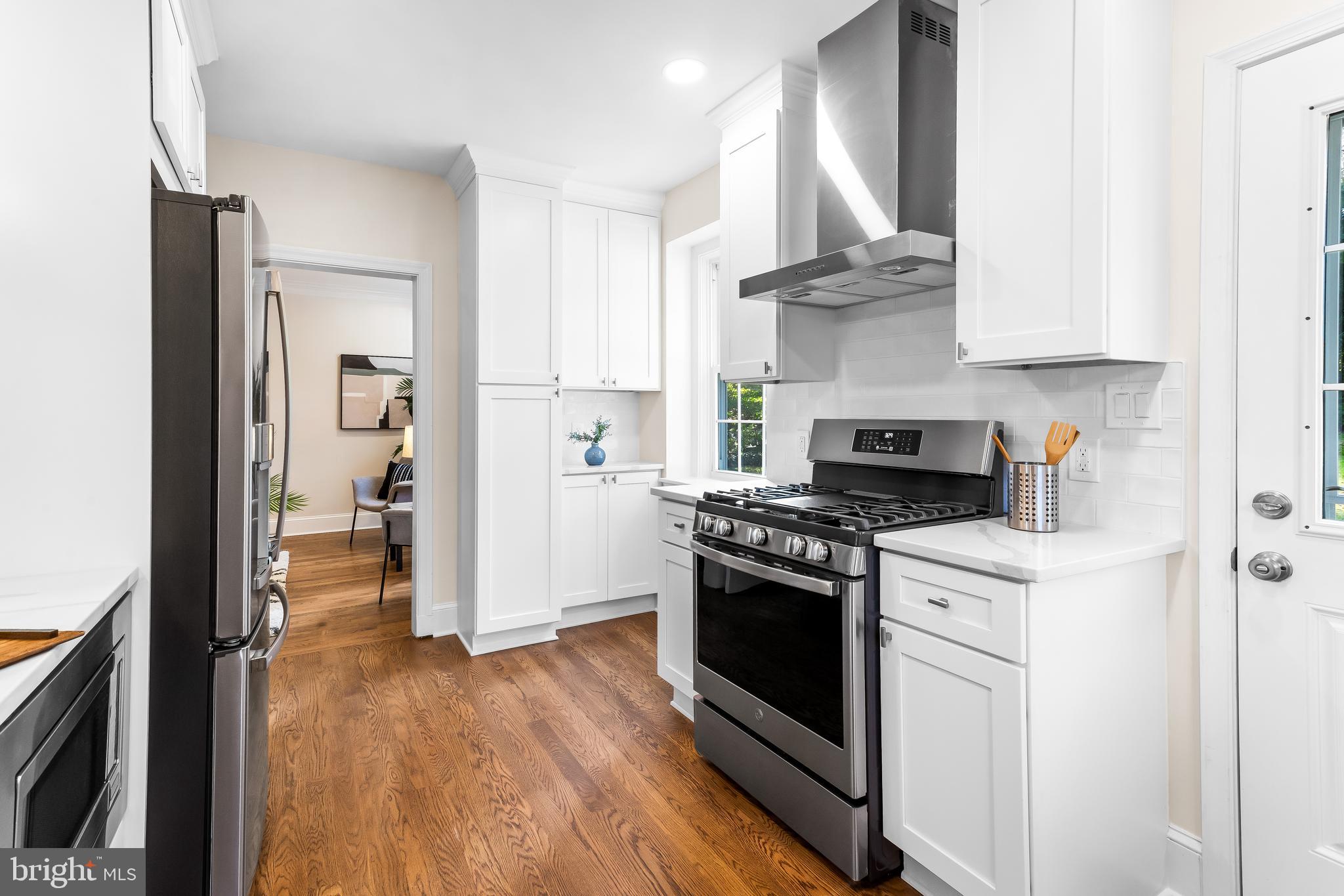 STONELEIGH - Residential