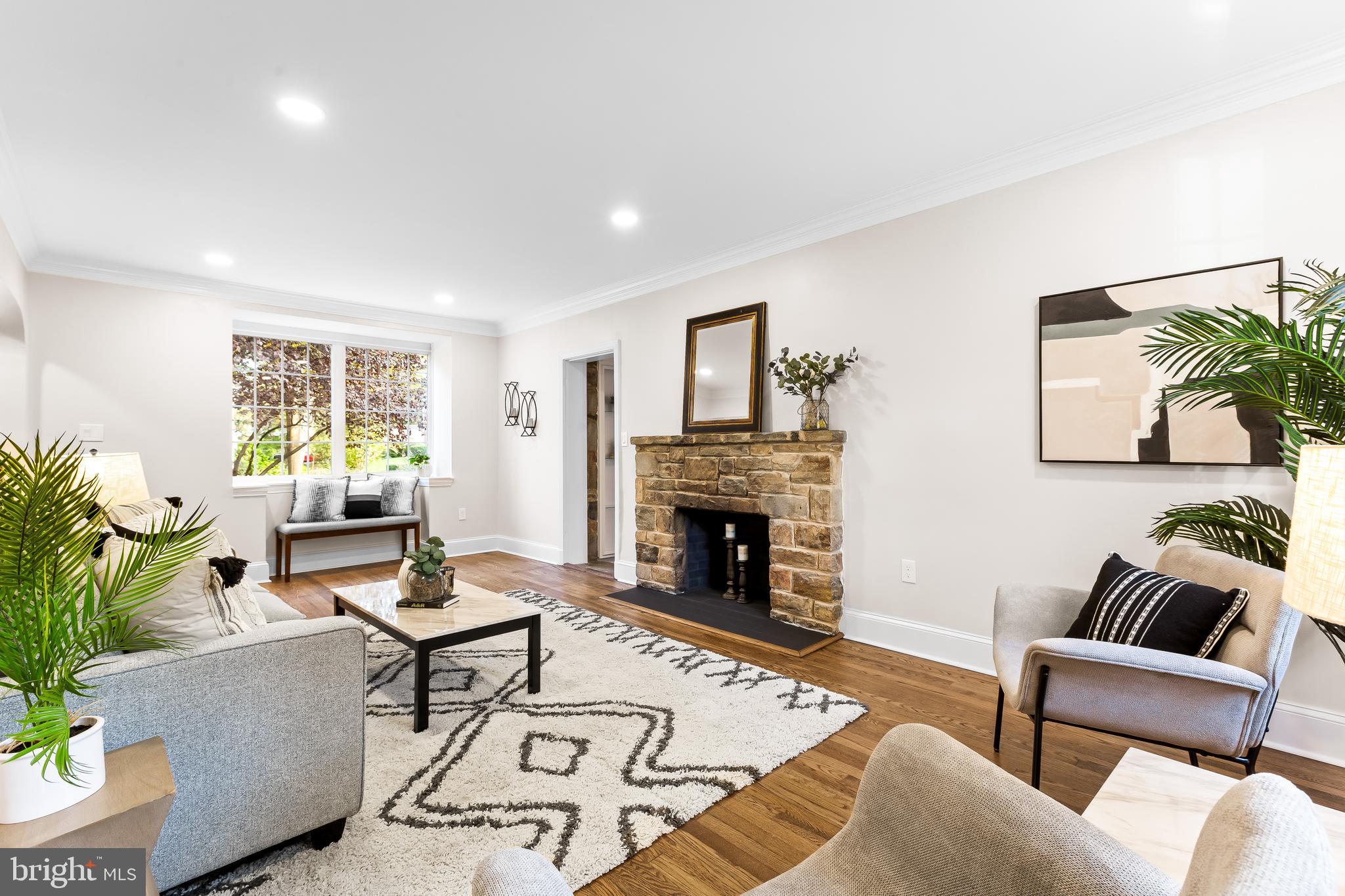 STONELEIGH - Residential