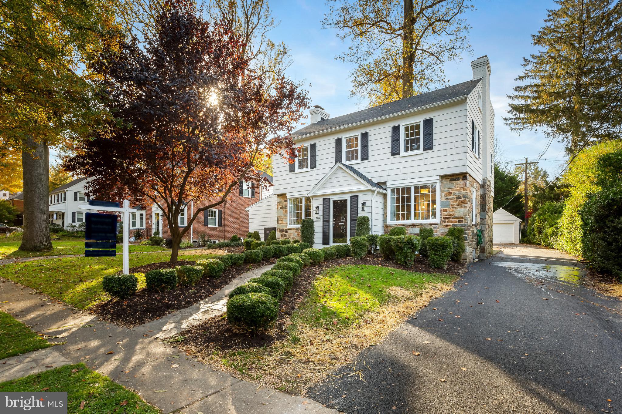 STONELEIGH - Residential