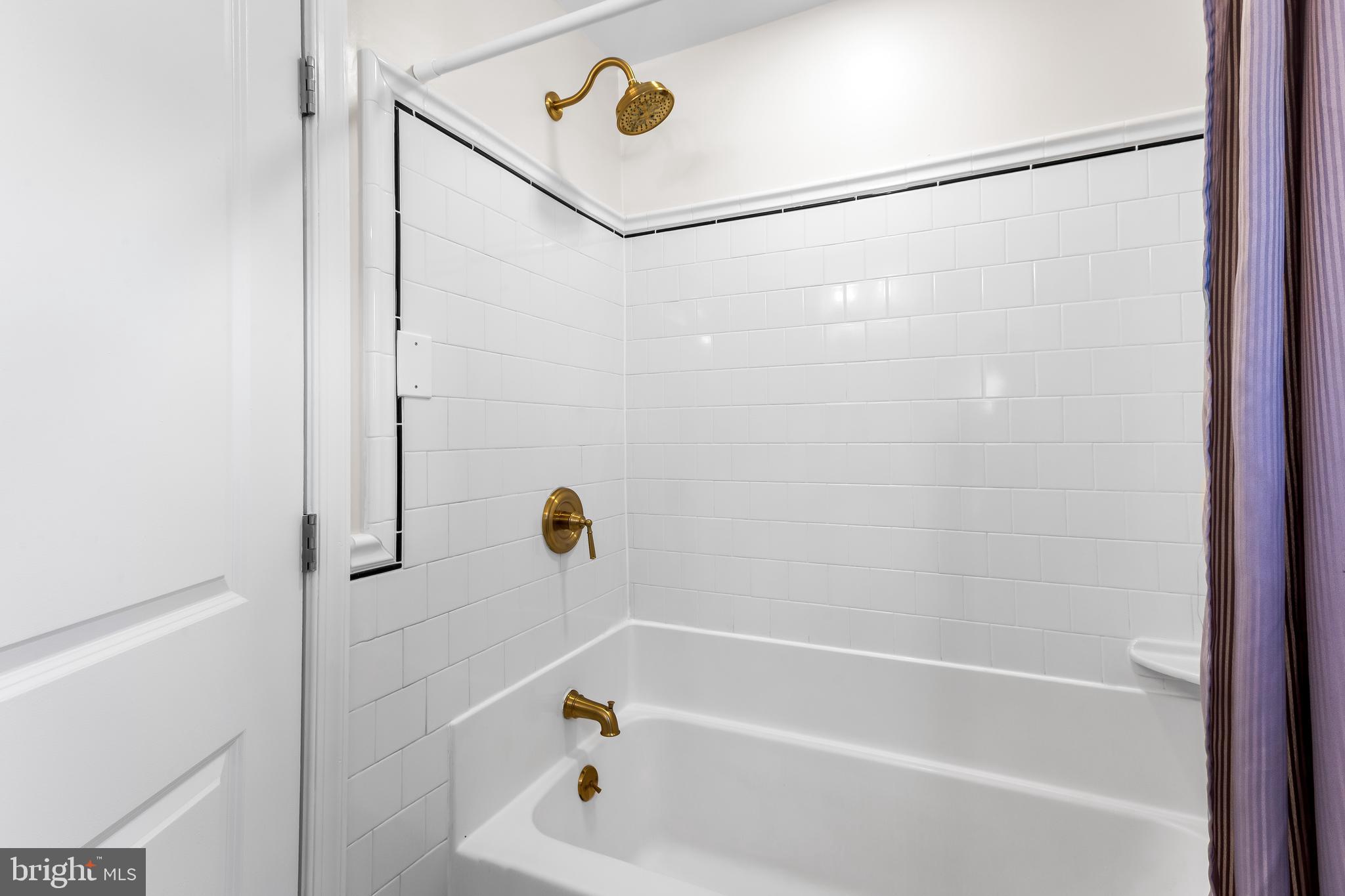 STONELEIGH - Residential