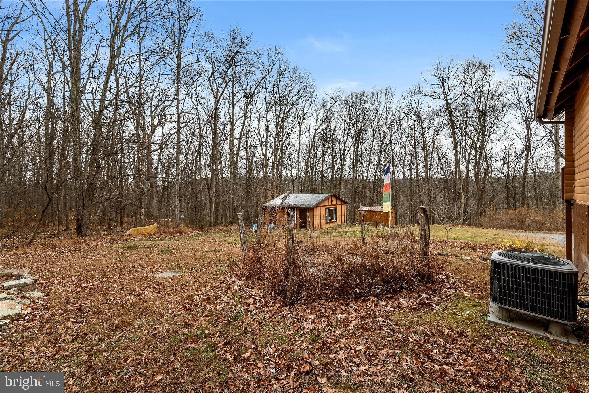 ROCKCLIFF ACRES - Residential