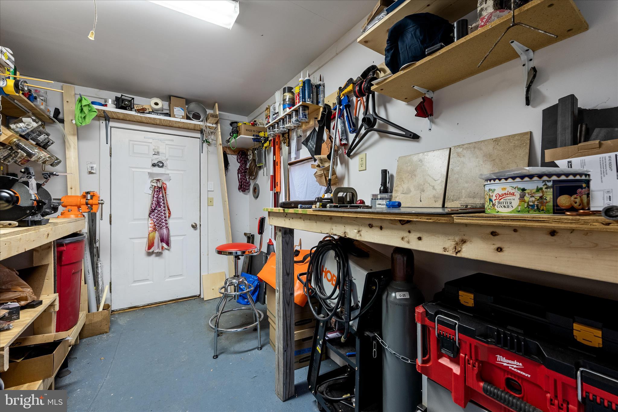 ROCKCLIFF ACRES - Residential