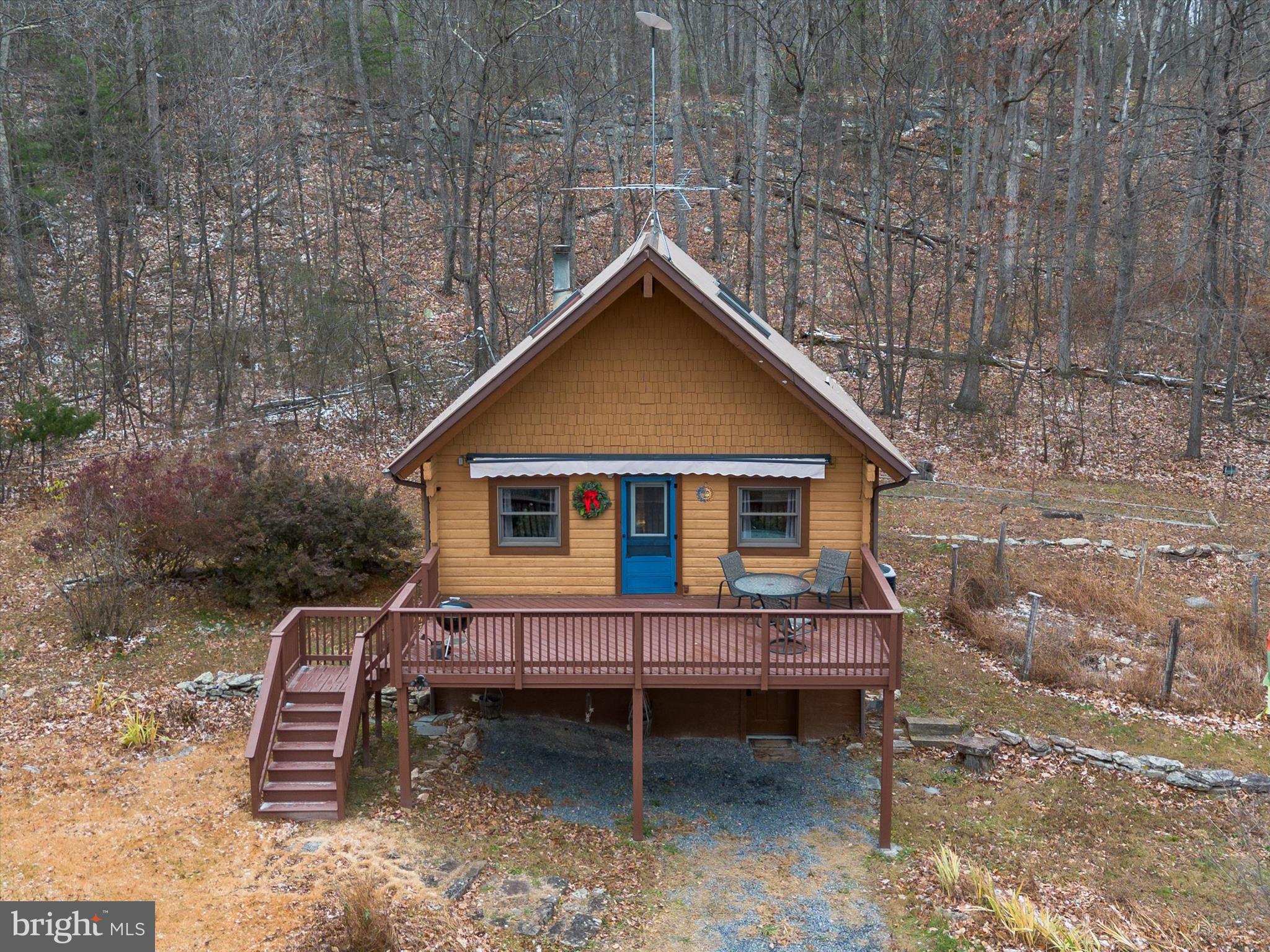 ROCKCLIFF ACRES - Residential