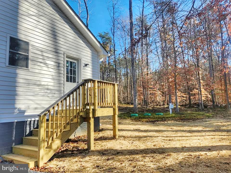 CUCKOO'S NEST - Residential Lease