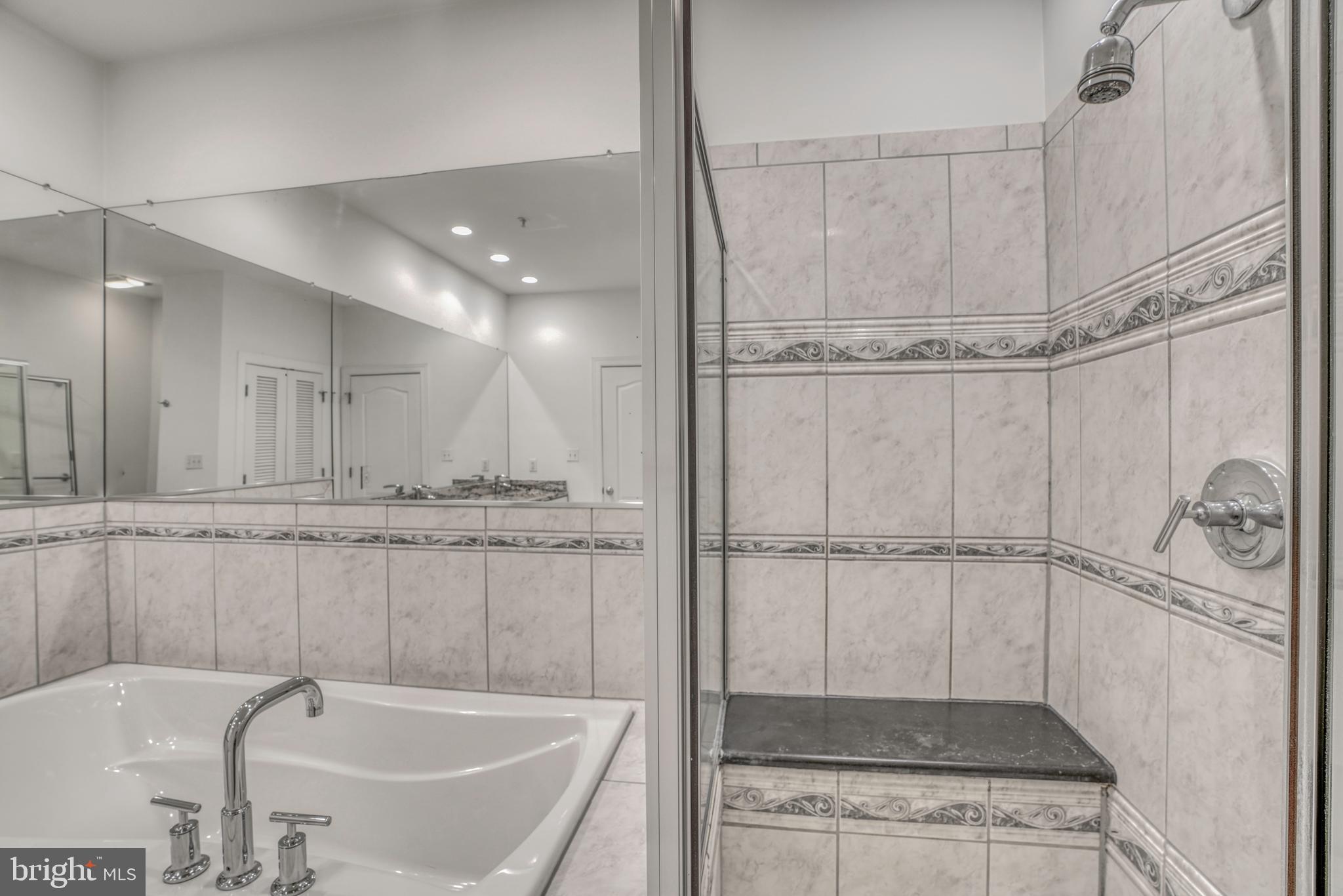 NORTH SHORE - Residential Lease