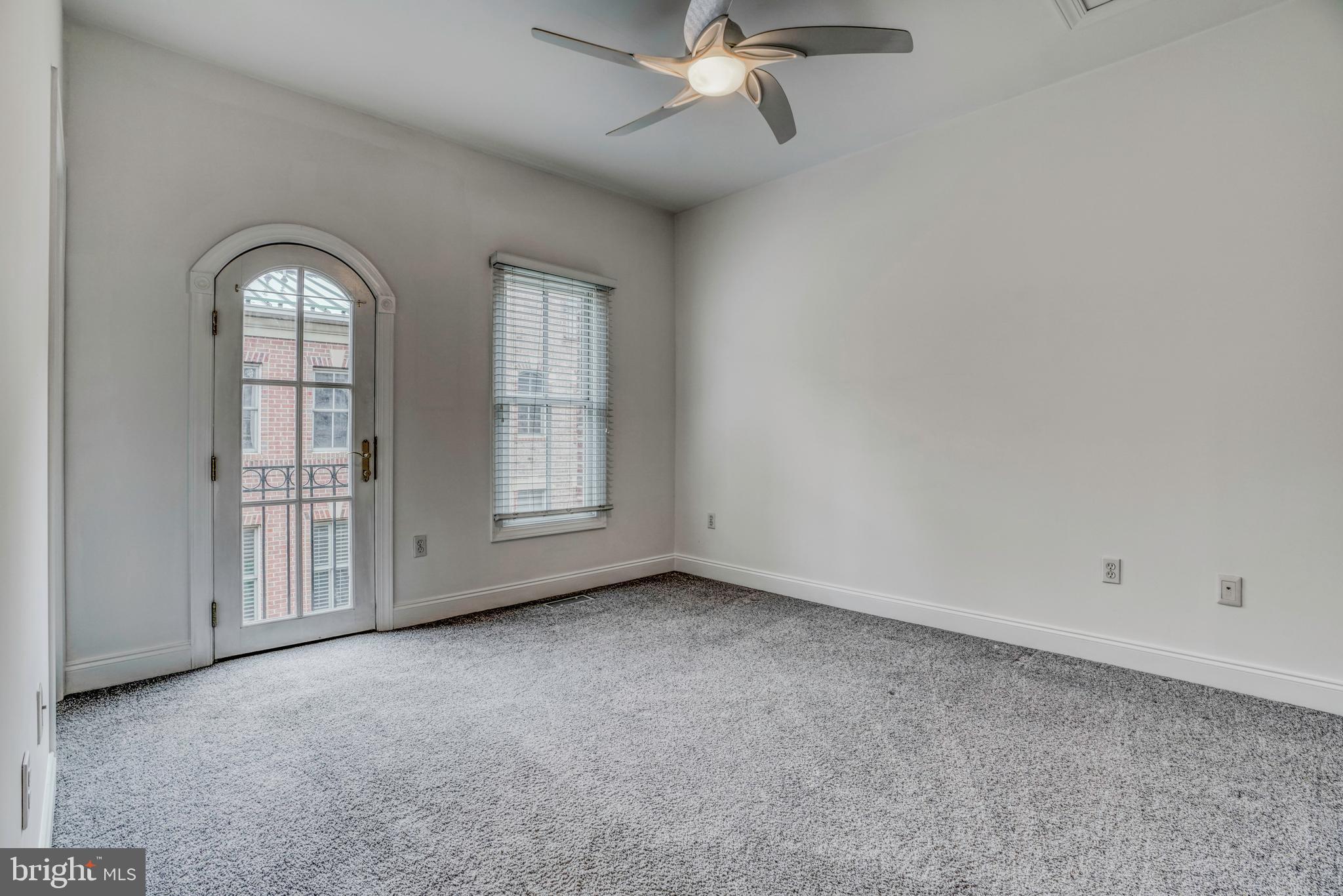 NORTH SHORE - Residential Lease