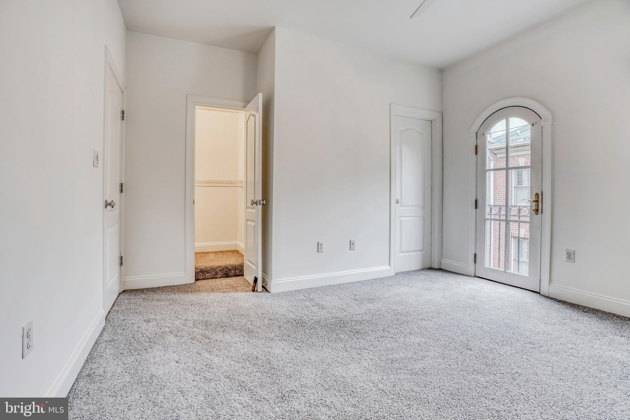 NORTH SHORE - Residential Lease