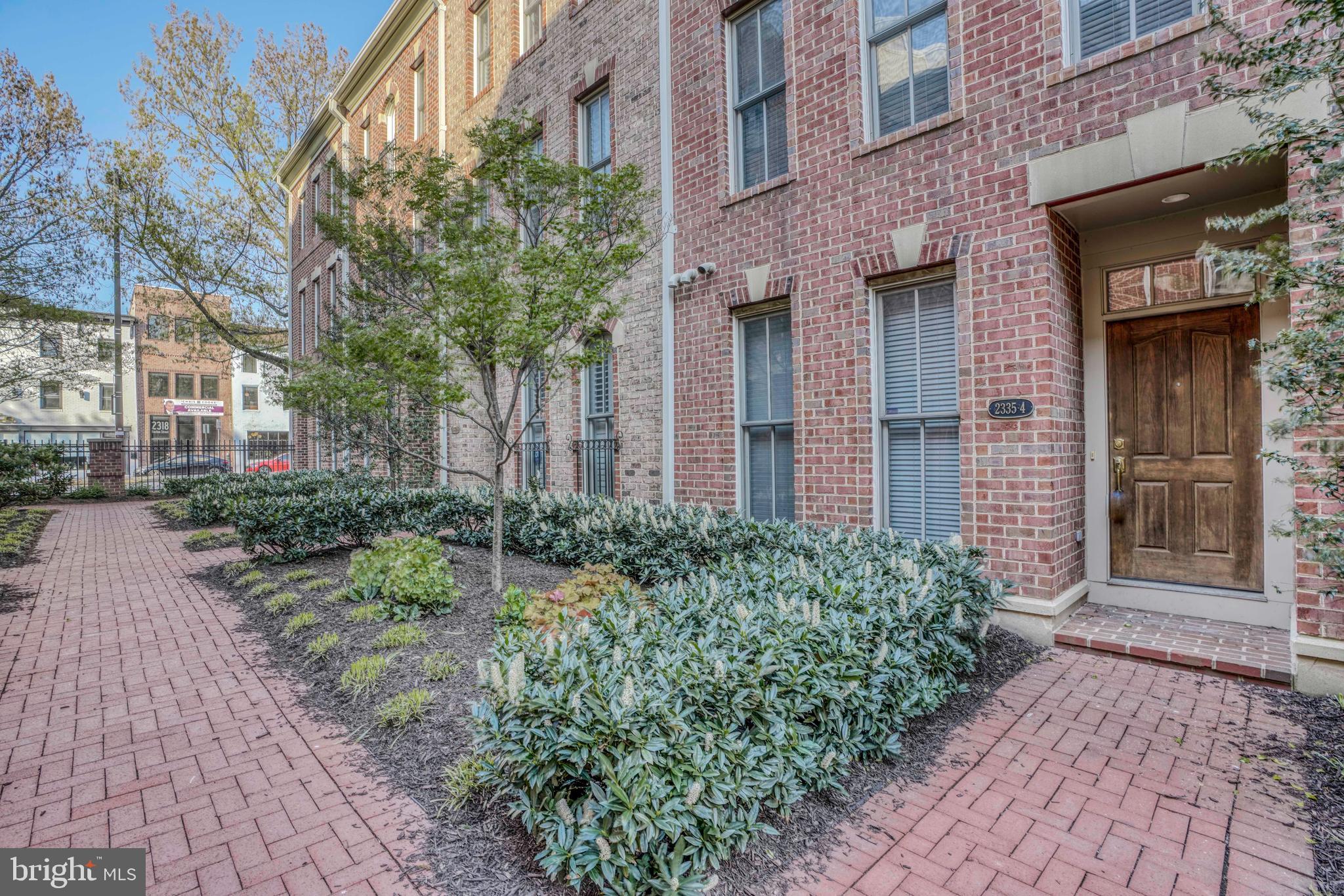 NORTH SHORE - Residential Lease