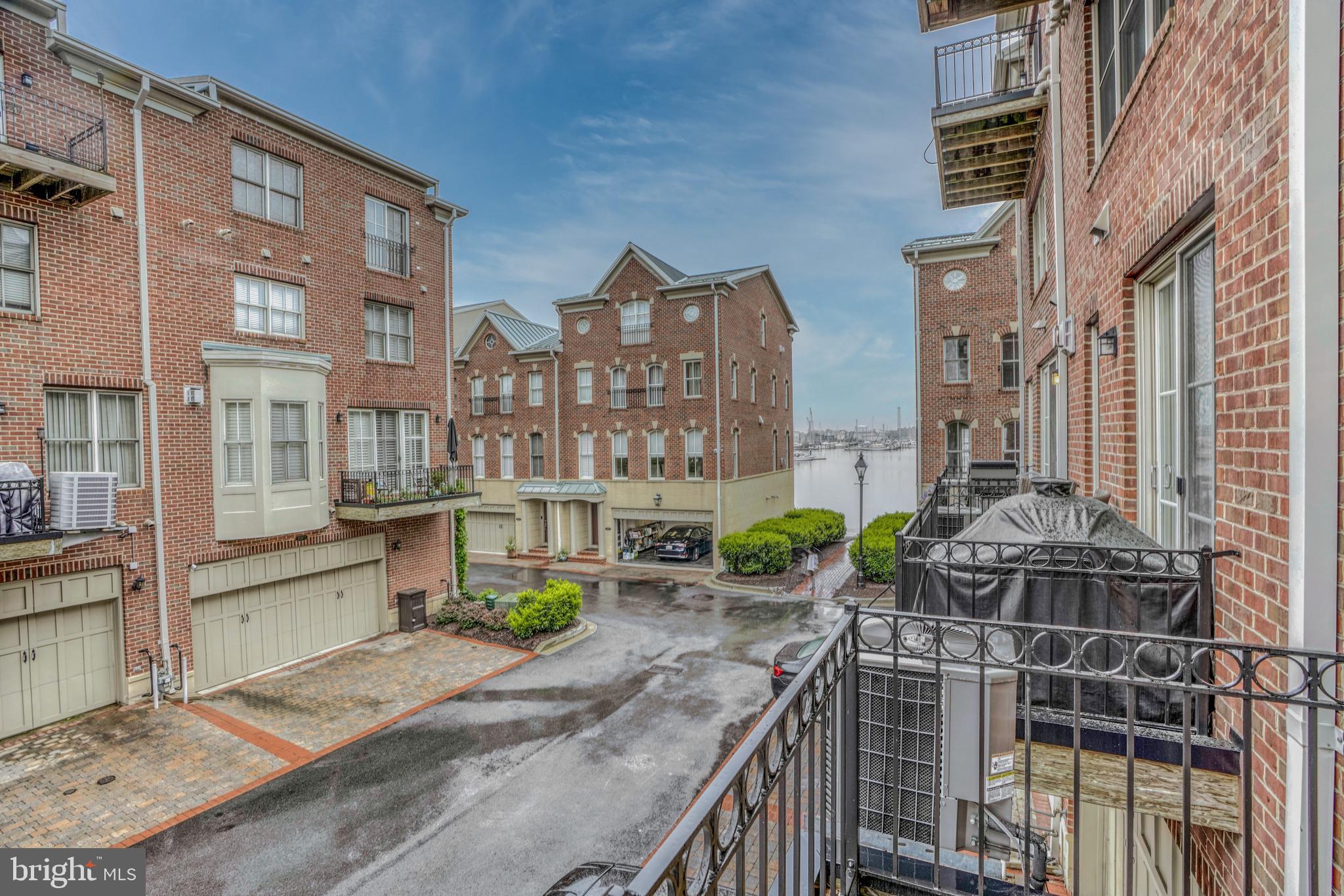 NORTH SHORE - Residential Lease