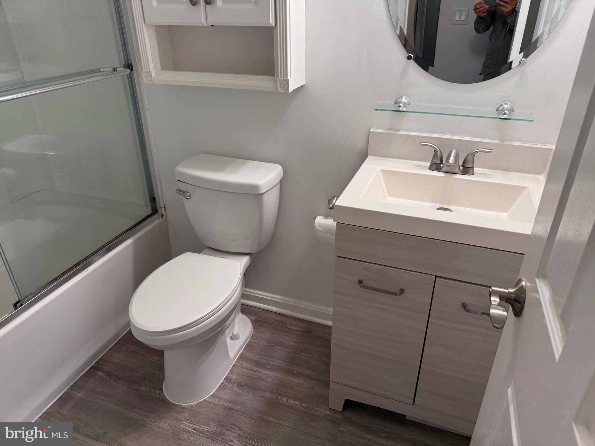 PONDS AT CENTREVILLE - Residential Lease