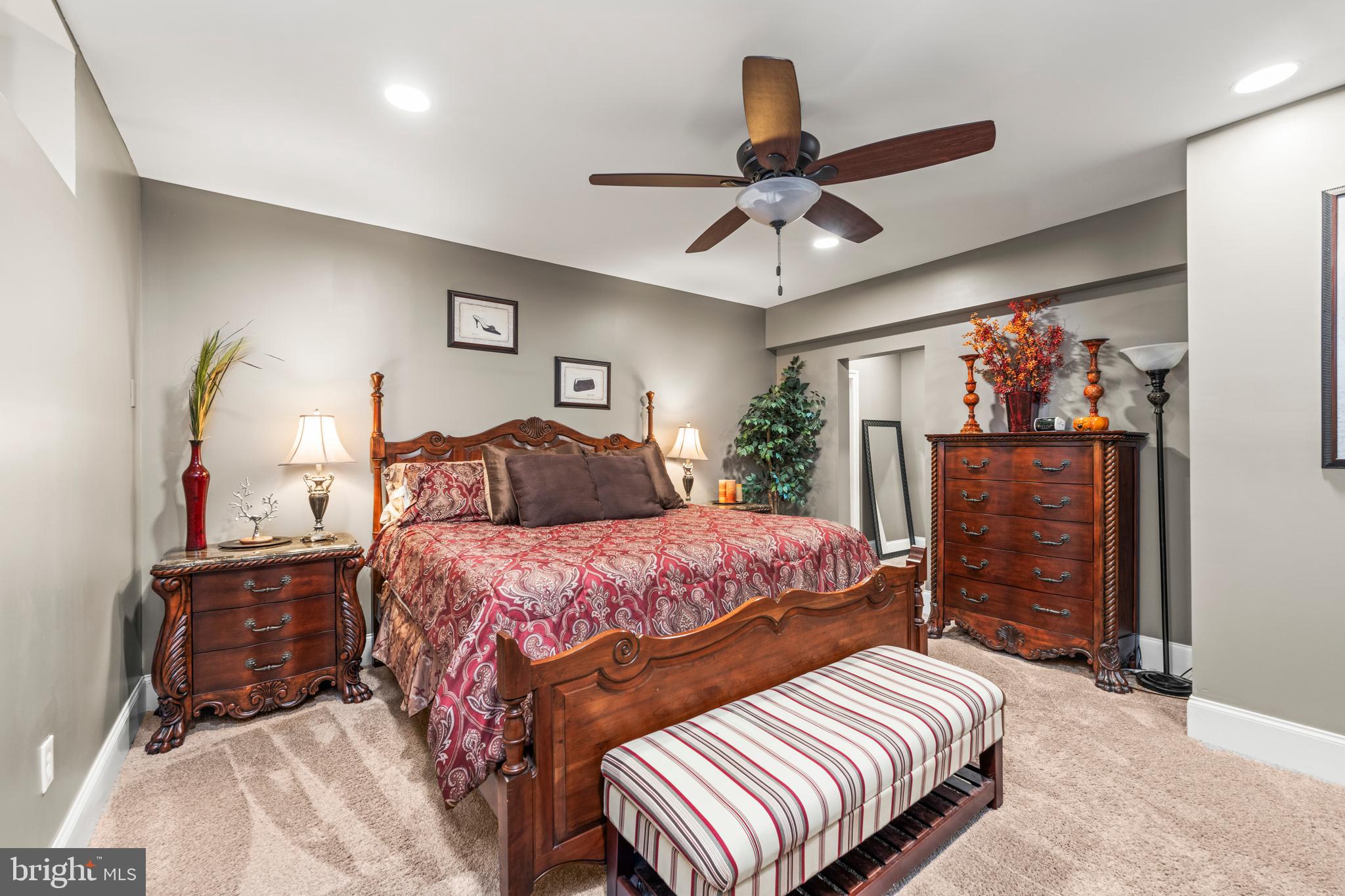 MEDFORD - Residential