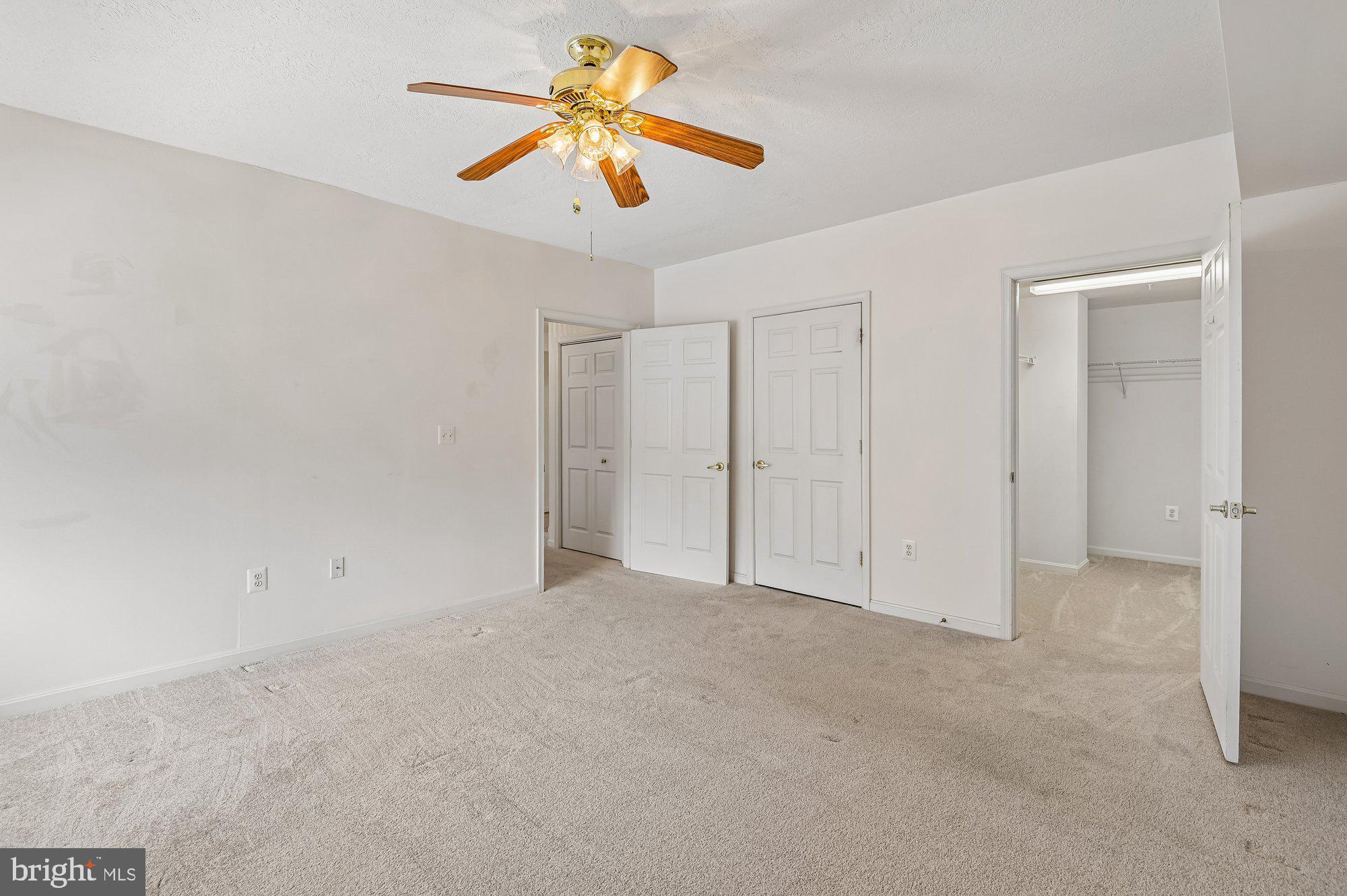 MCKINSEY PARK - Residential