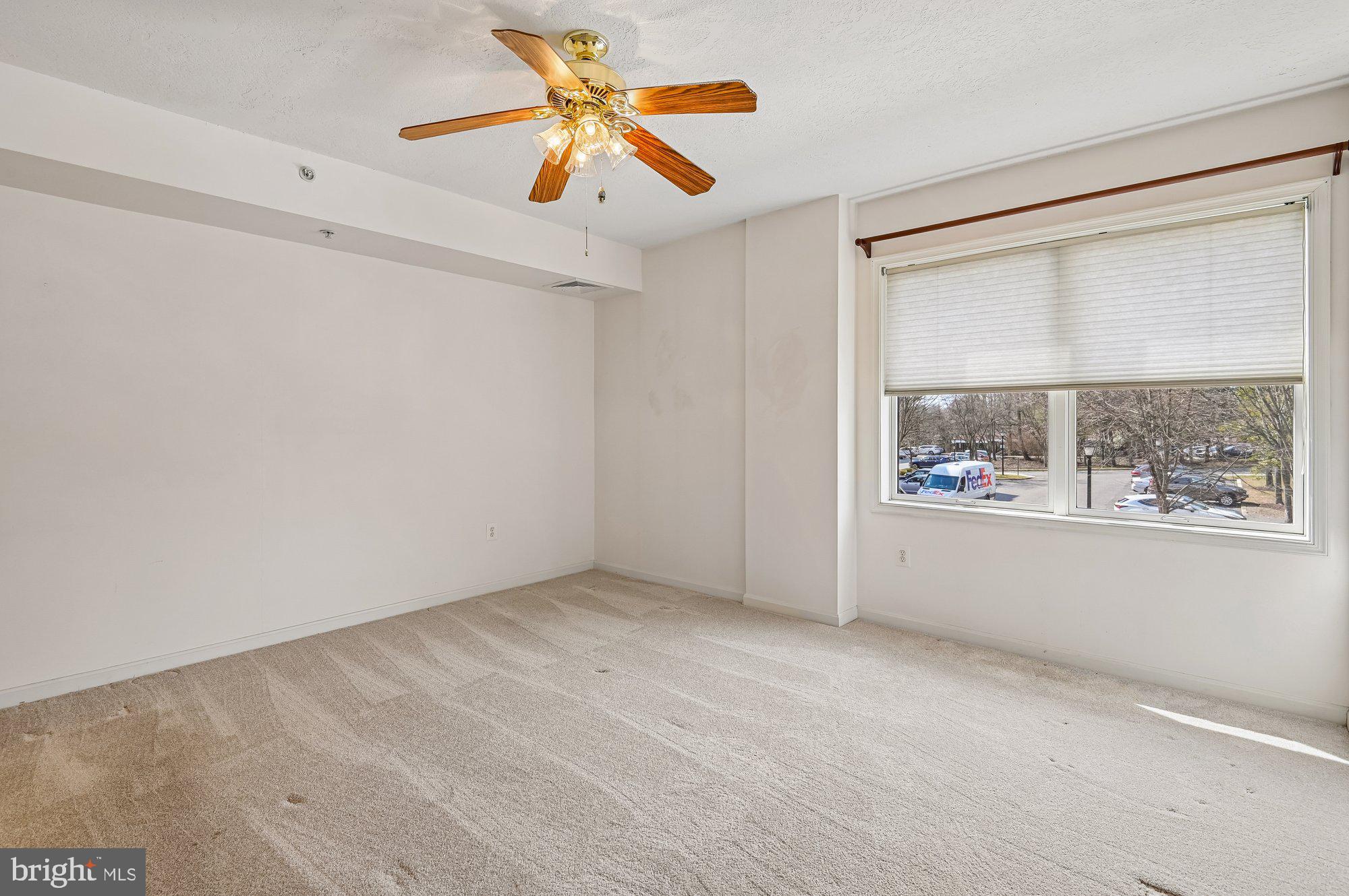 MCKINSEY PARK - Residential