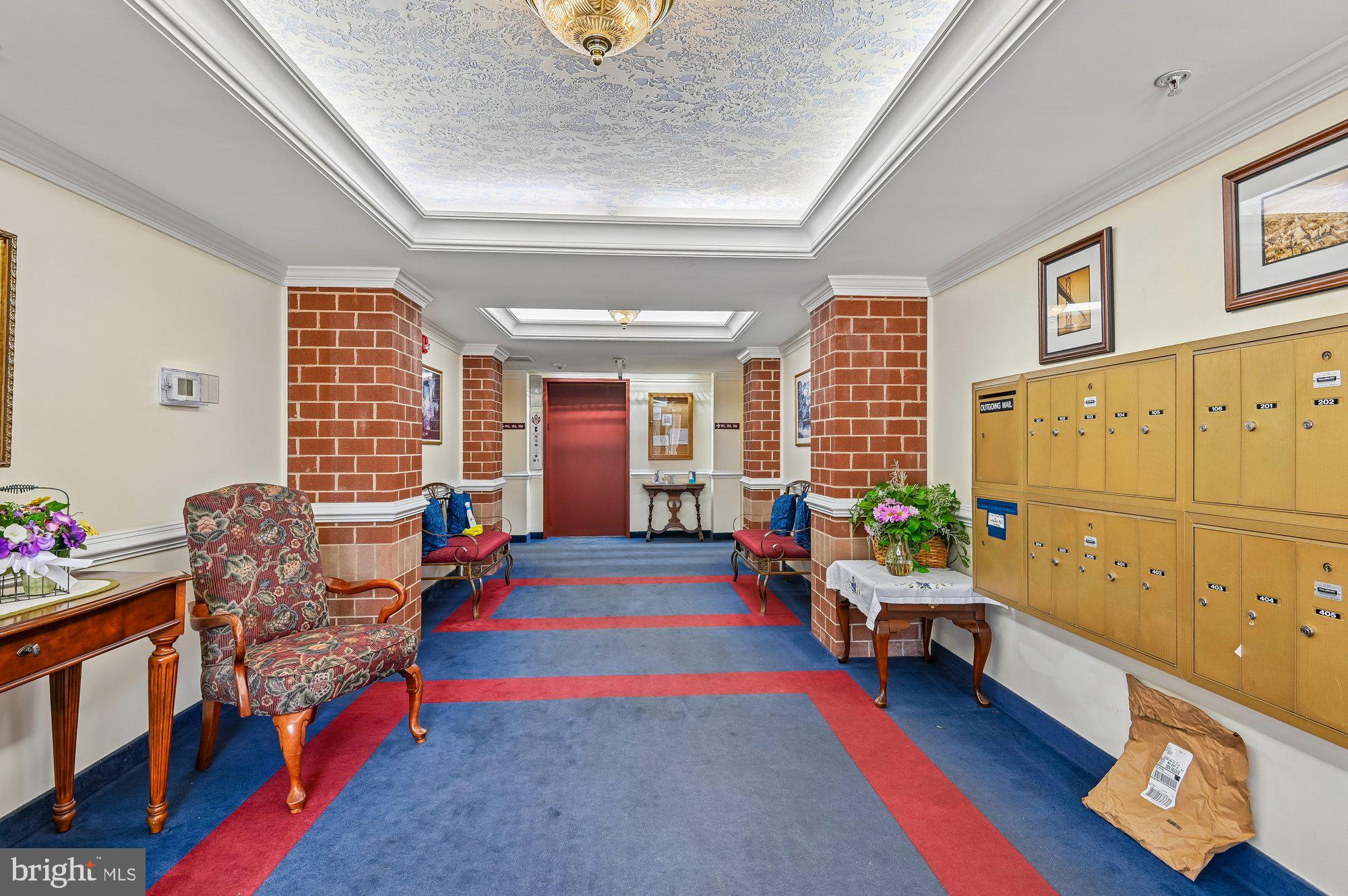 MCKINSEY PARK - Residential