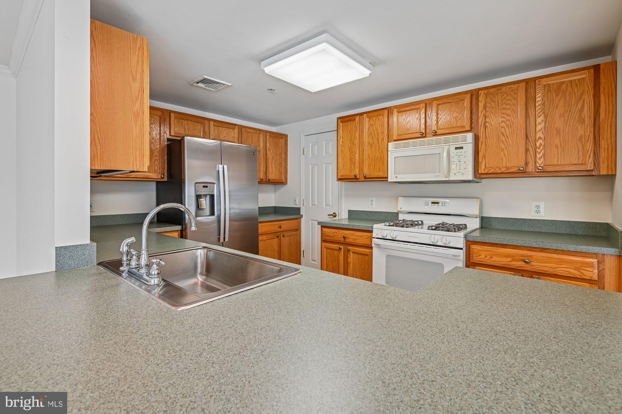 MCKINSEY PARK - Residential