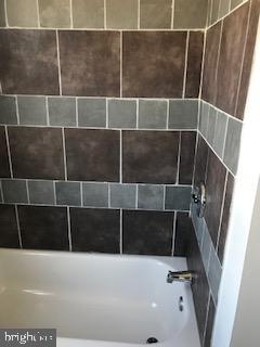 DOLFIELD - Residential Lease