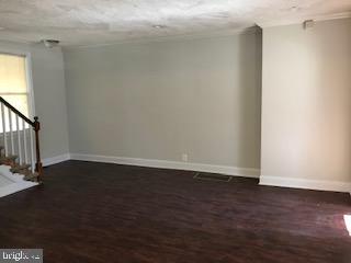 DOLFIELD - Residential Lease