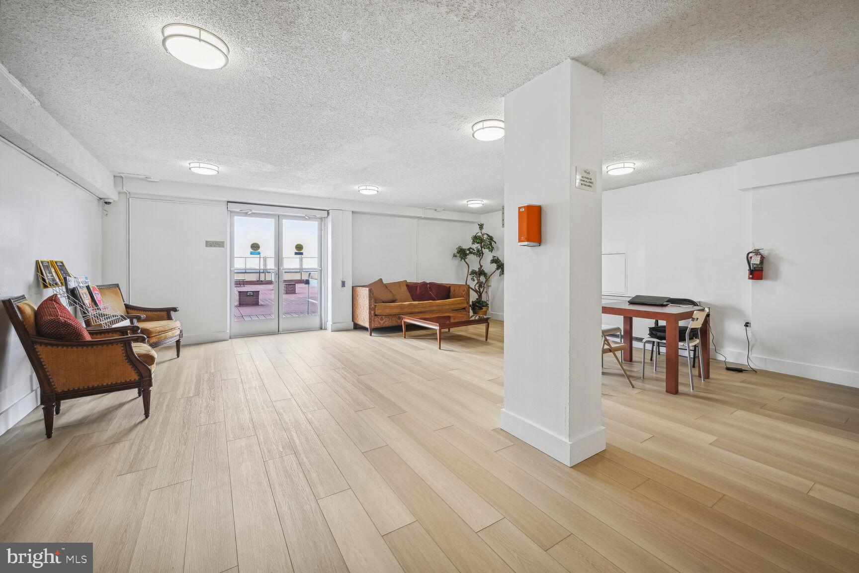 FRIENDSHIP HEIGHTS - Residential