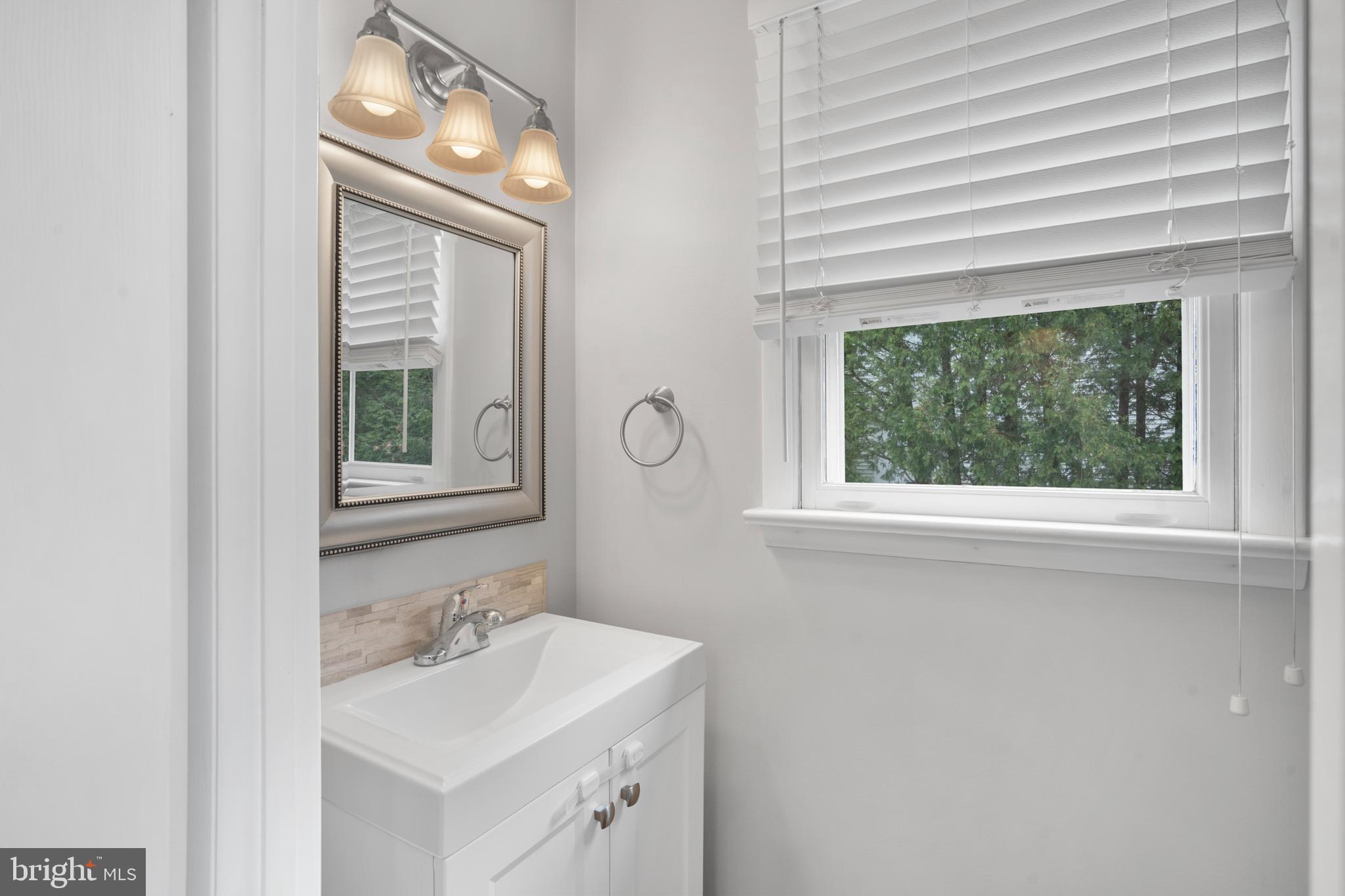 PLEASANT MDWS - Residential