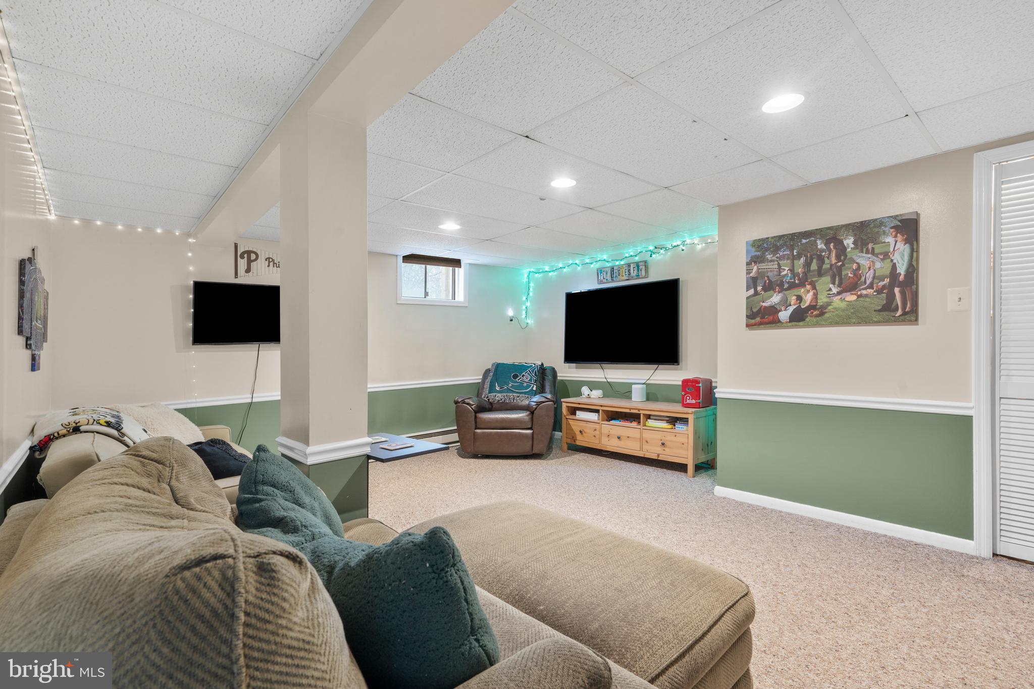 PLEASANT MDWS - Residential