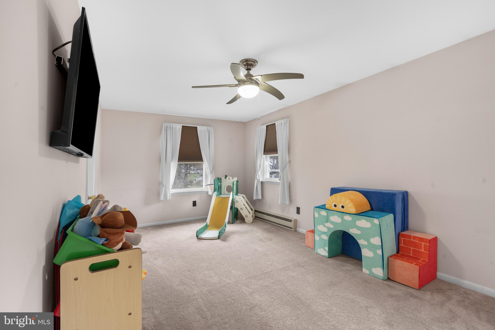 PLEASANT MDWS - Residential