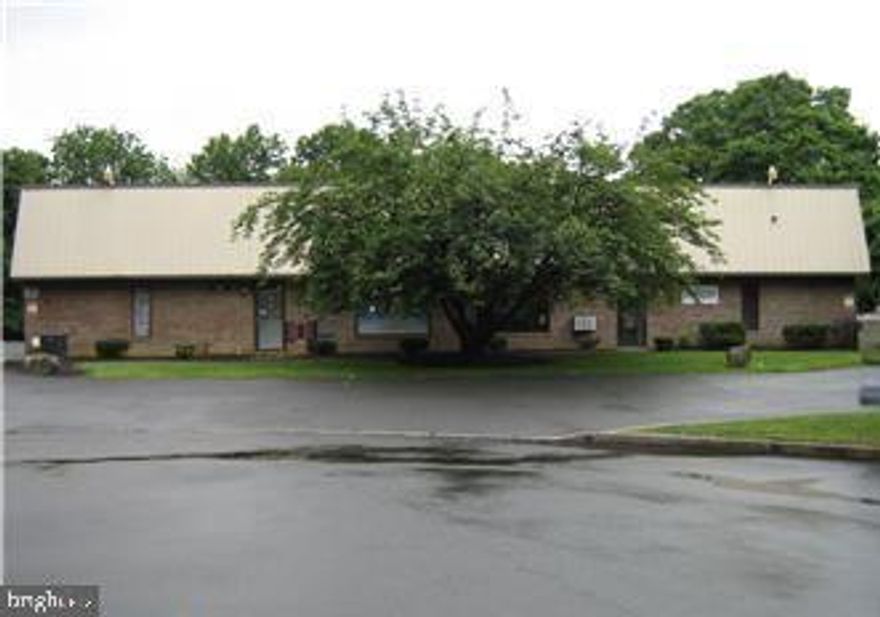 Excellent location with easy access to all major roadways. Approximately 1,900 sq ft inclusive of 250 sq ft of office, bathroom and 1,630 of warehouse/flex space.12' overhead garage door. Heated warehouse space. Unit can be available immediately. In addition to rent, tenant responsible for monthly $55 alarm and annual HVAC maintenance fee of $450.  *Pictures of interior are of a similar space.