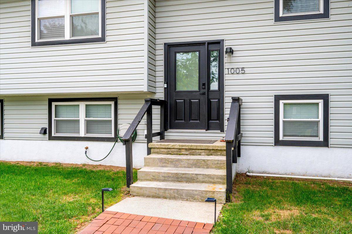 1005 MAGOTHY PARK LANE