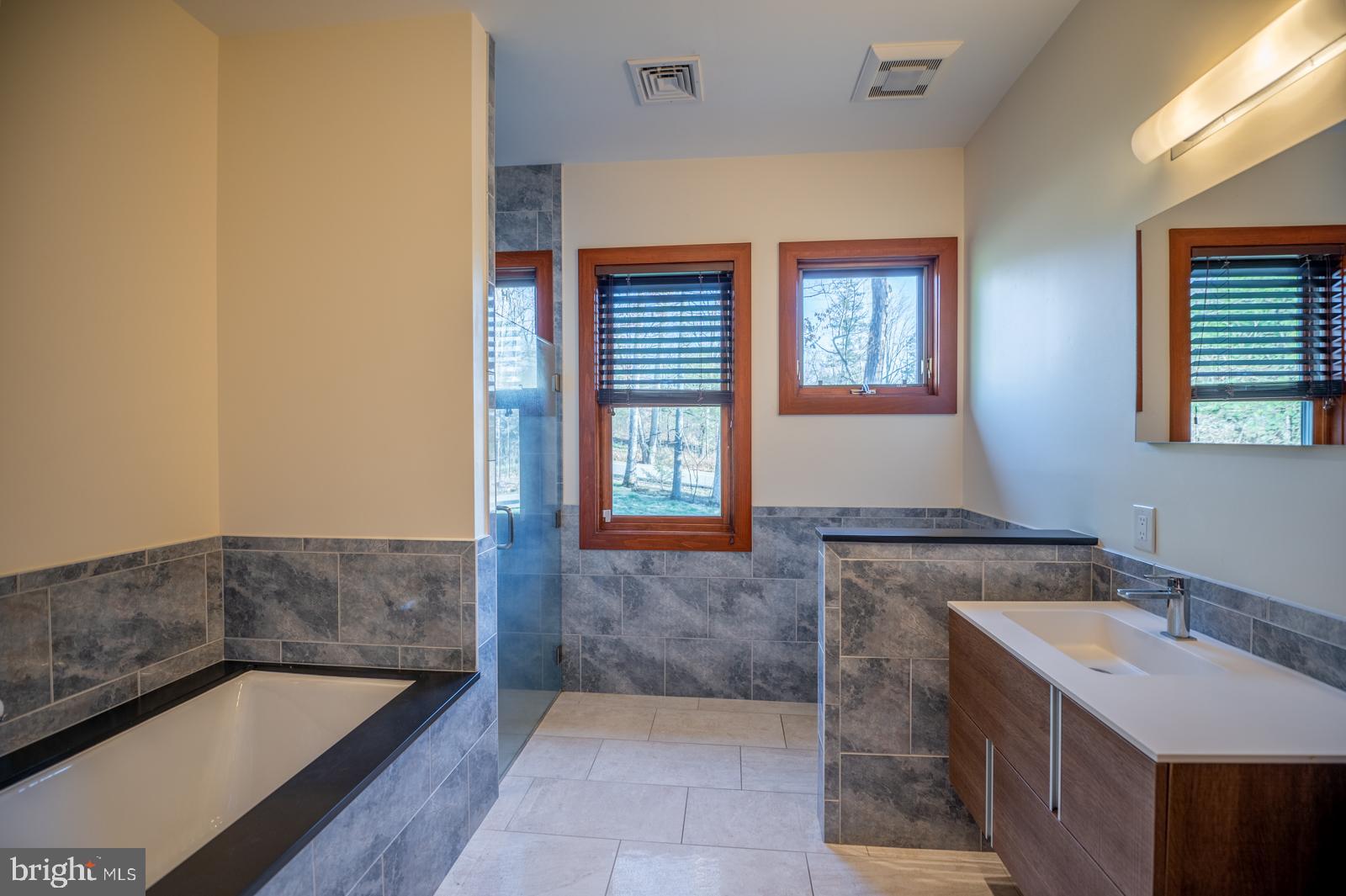 QUAIL RIDGE - Residential