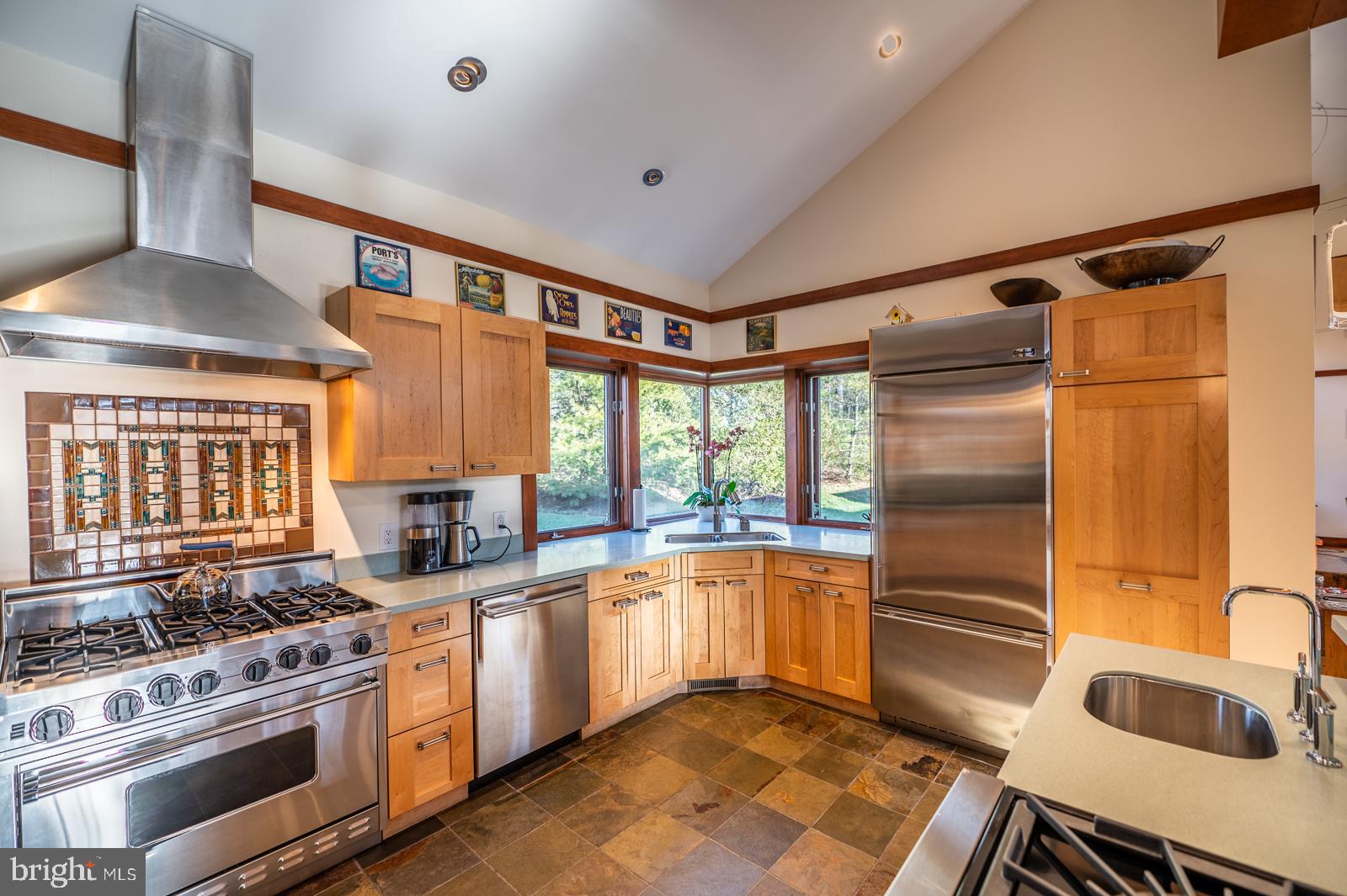 QUAIL RIDGE - Residential