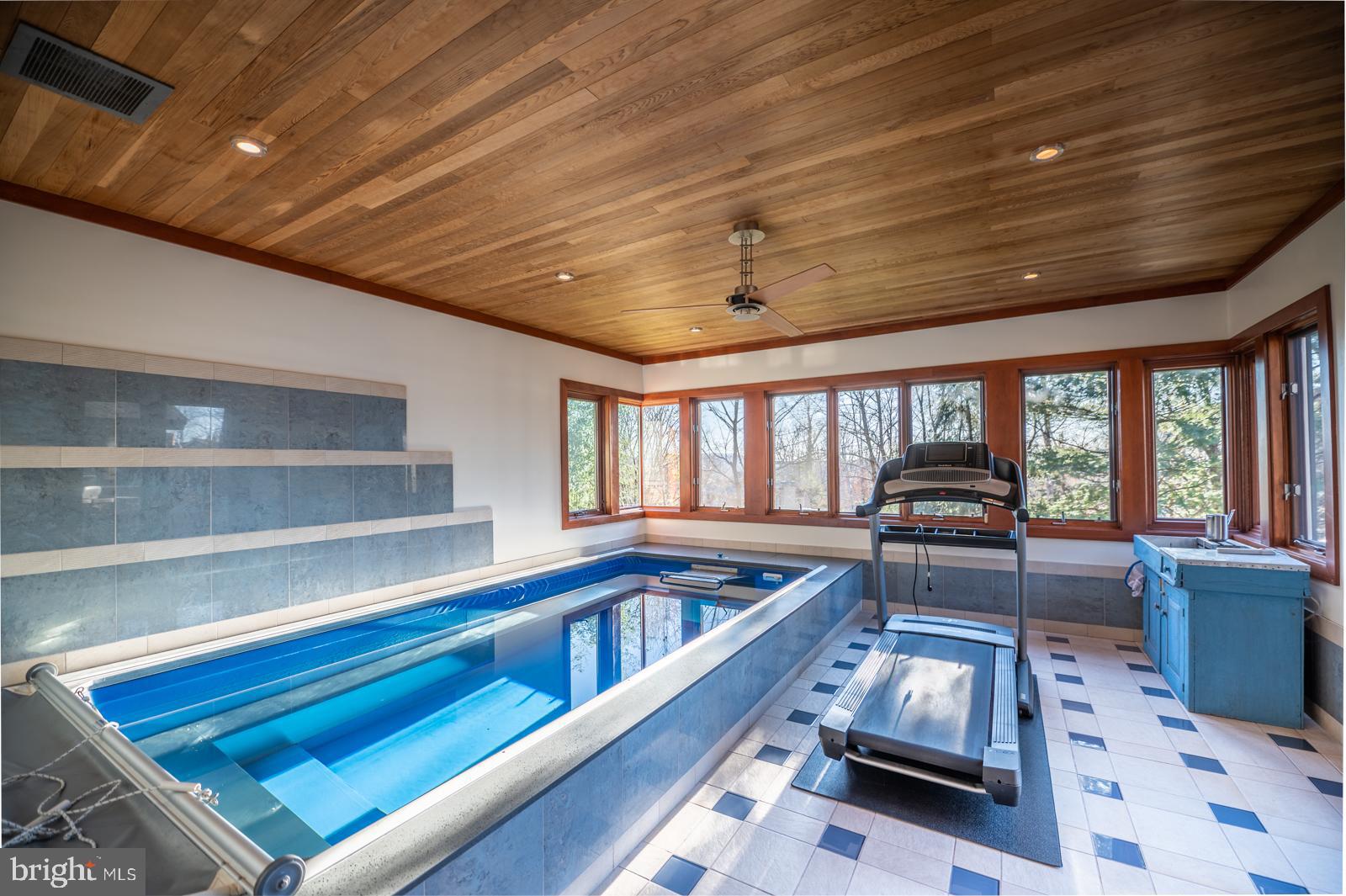 QUAIL RIDGE - Residential