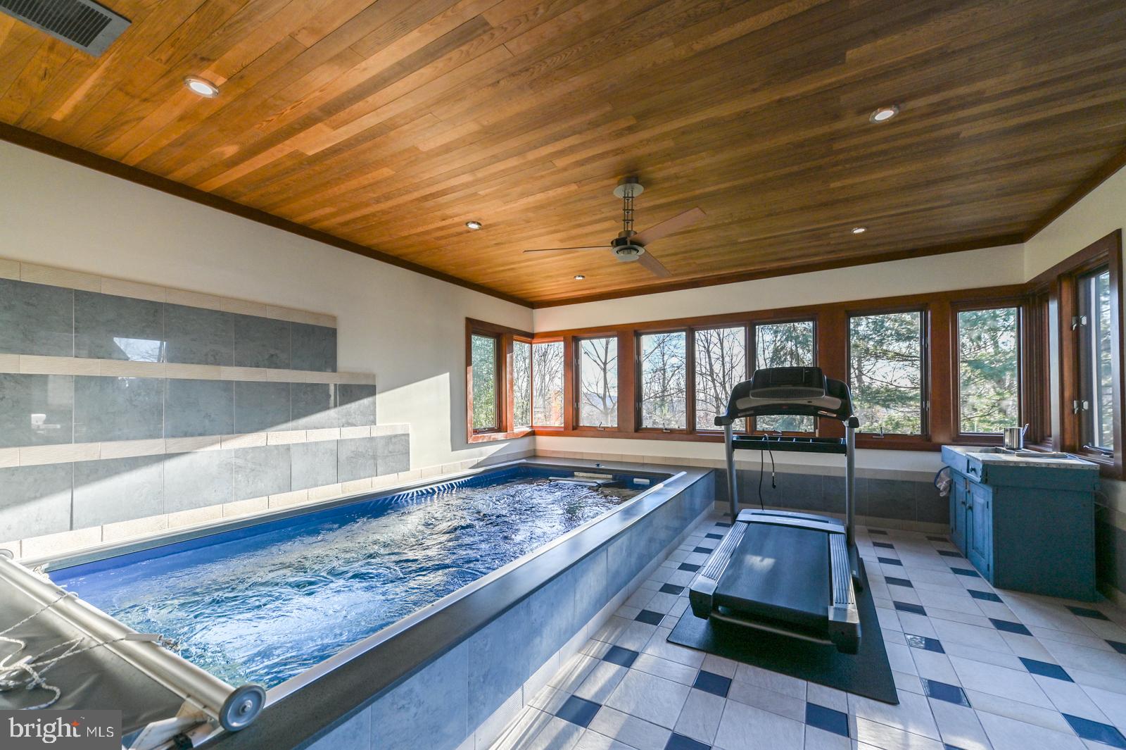 QUAIL RIDGE - Residential