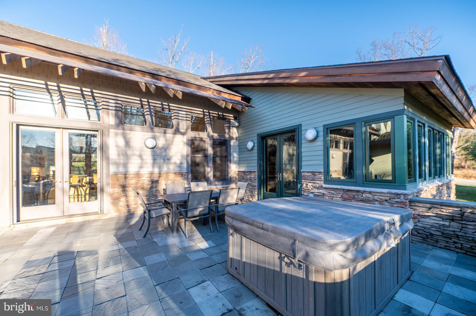 QUAIL RIDGE - Residential