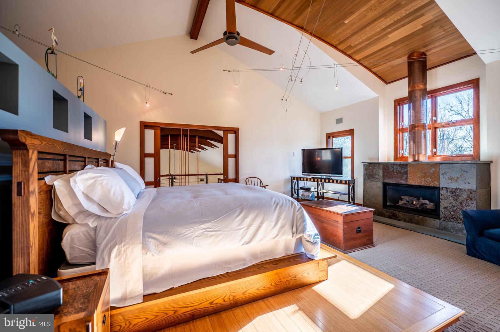 QUAIL RIDGE - Residential