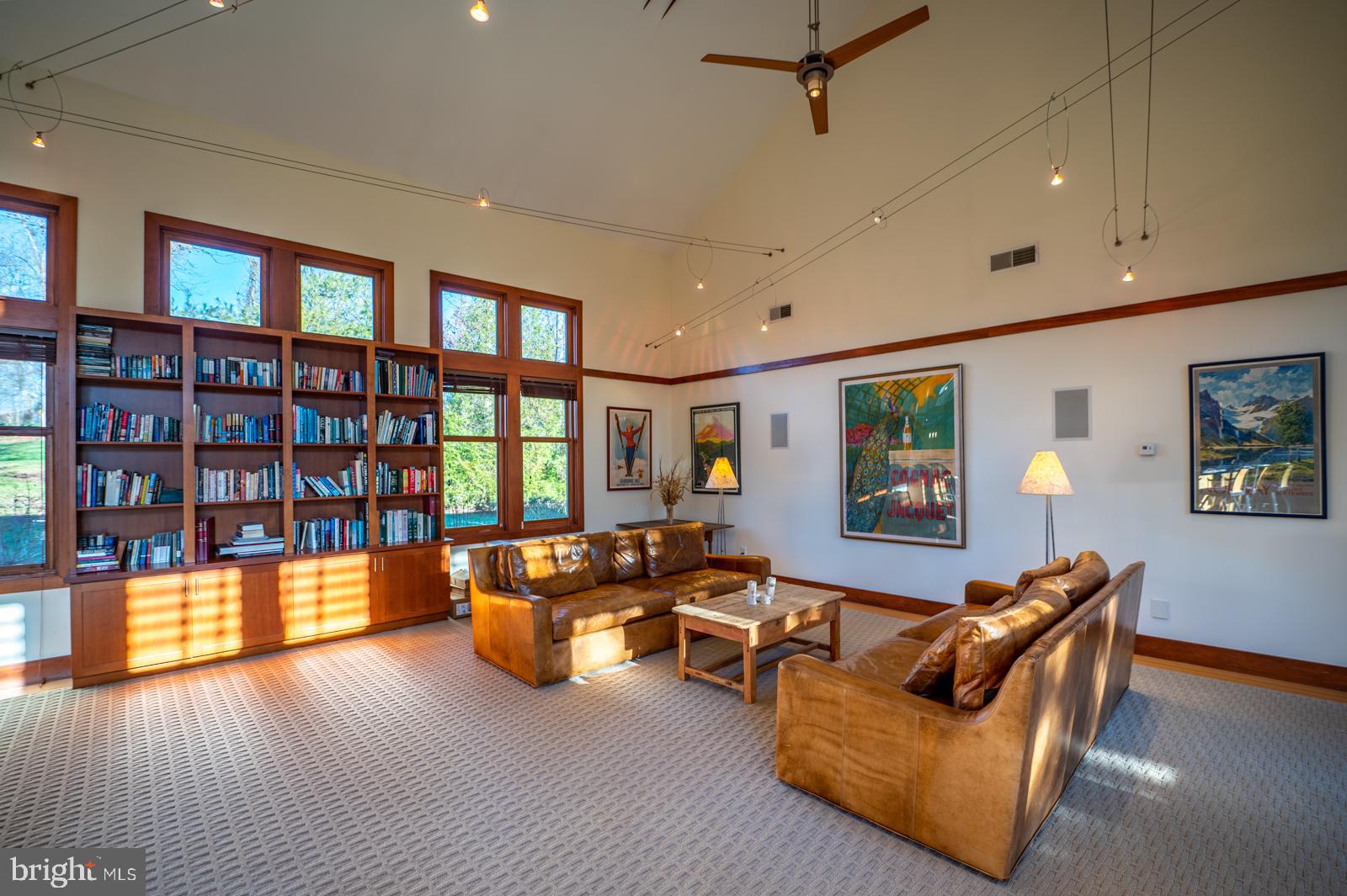 QUAIL RIDGE - Residential